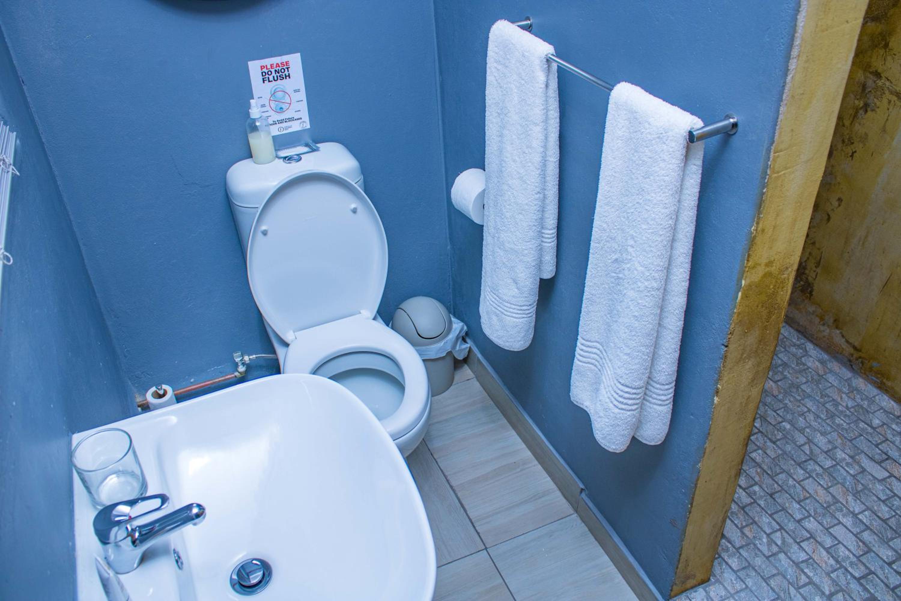 Self-catering Double Room - Photo 11
