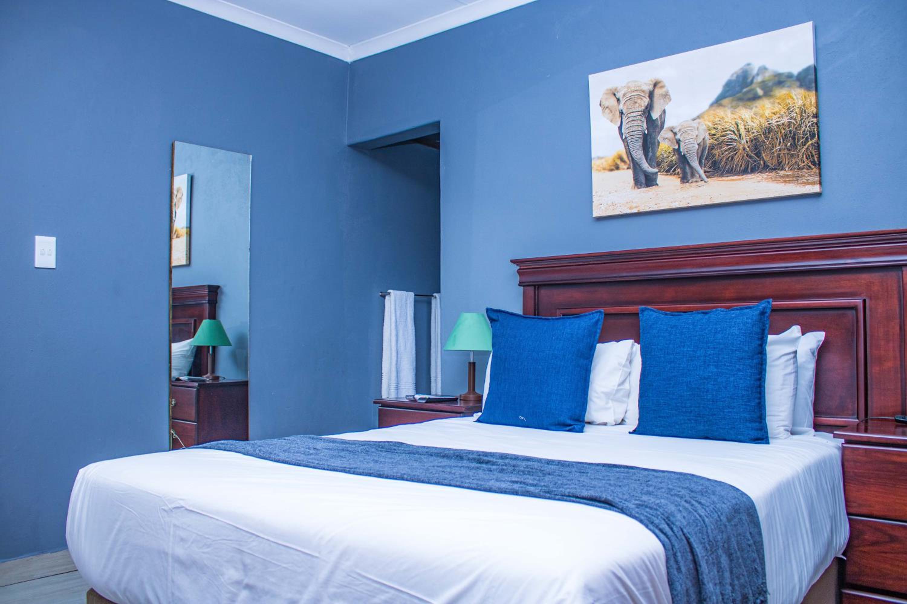 Self-catering Double Room - Photo 24