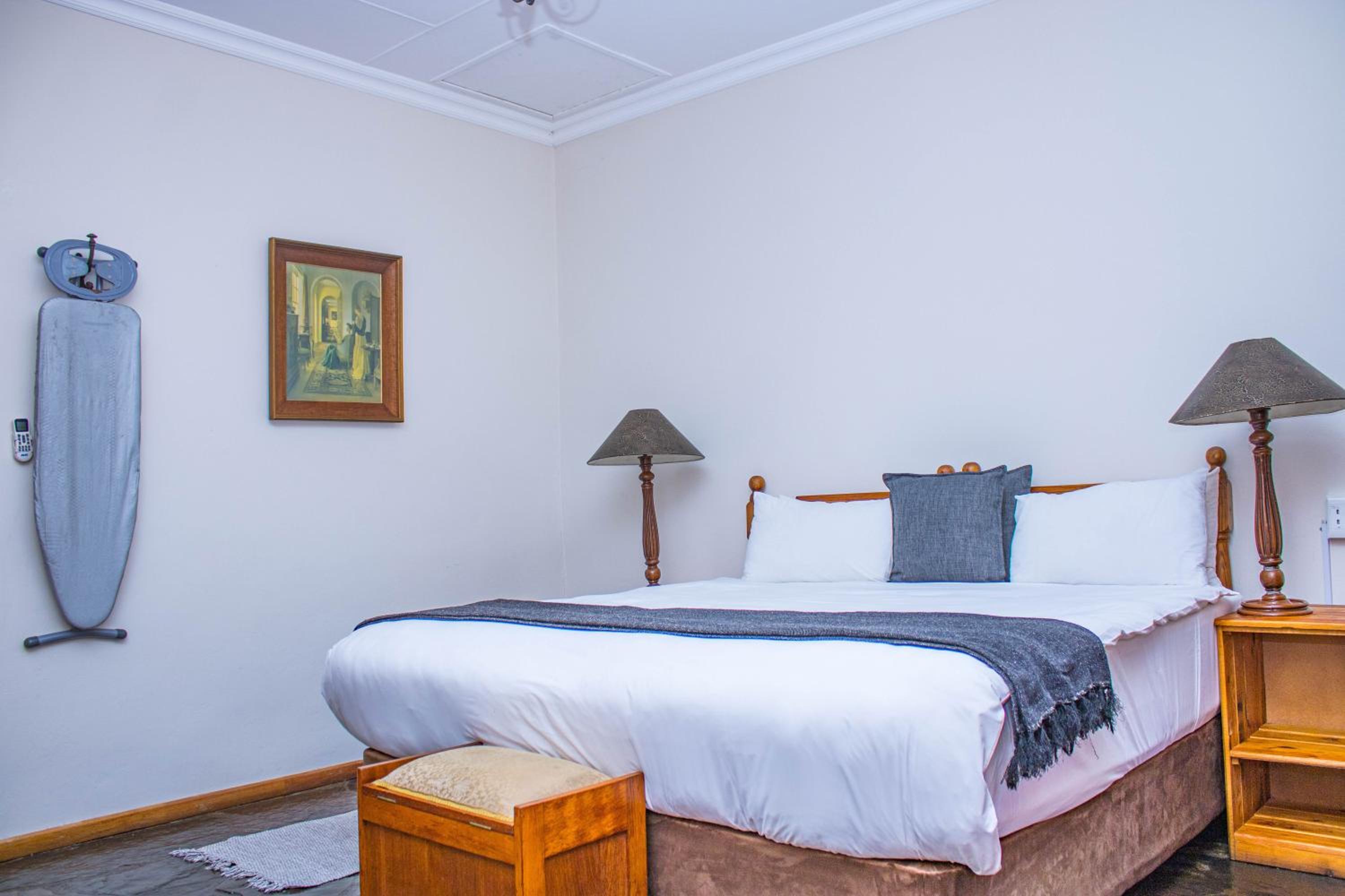 Self-catering Double Room - Photo 35