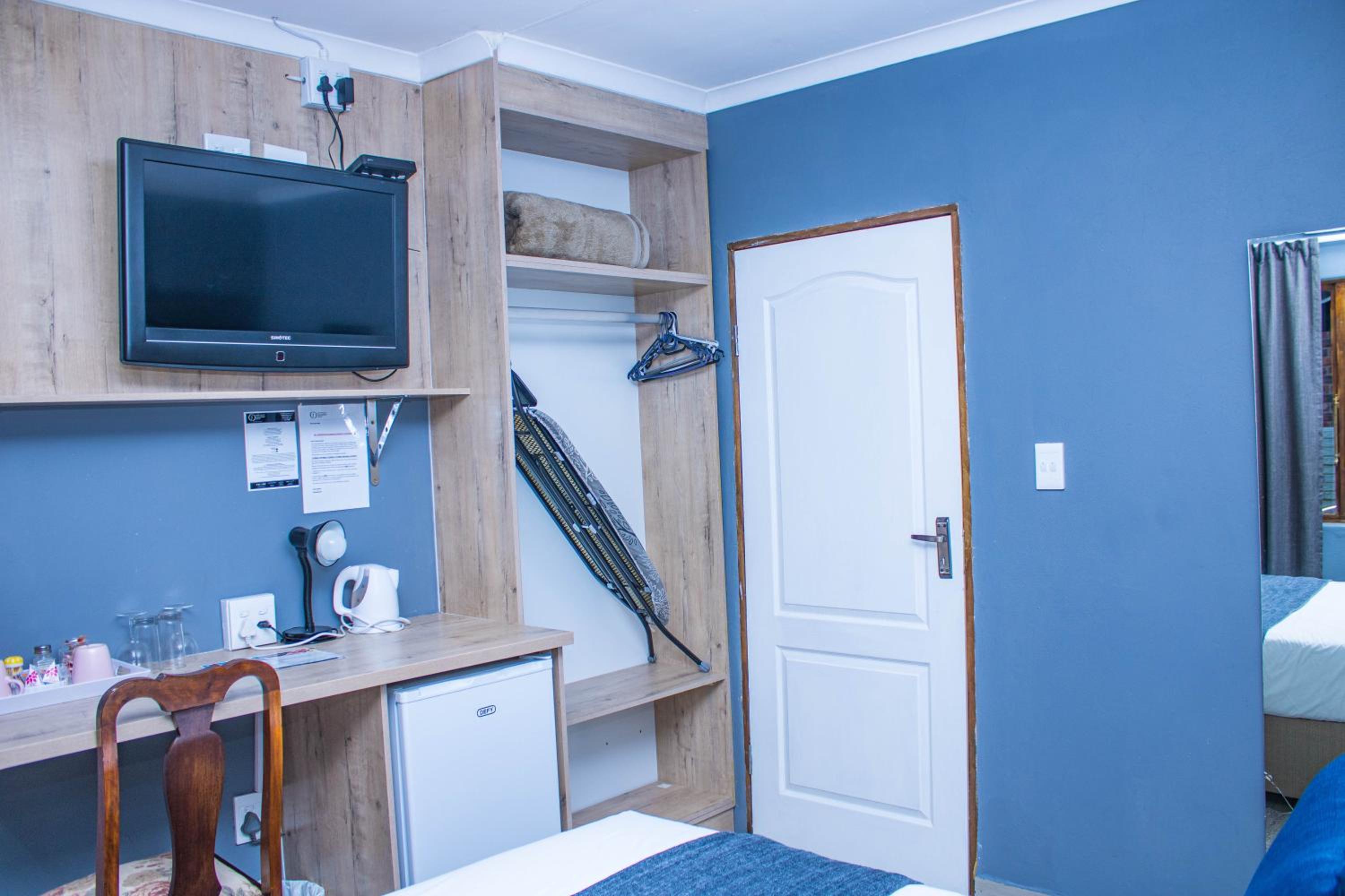 Self-catering Double Room - Photo 30