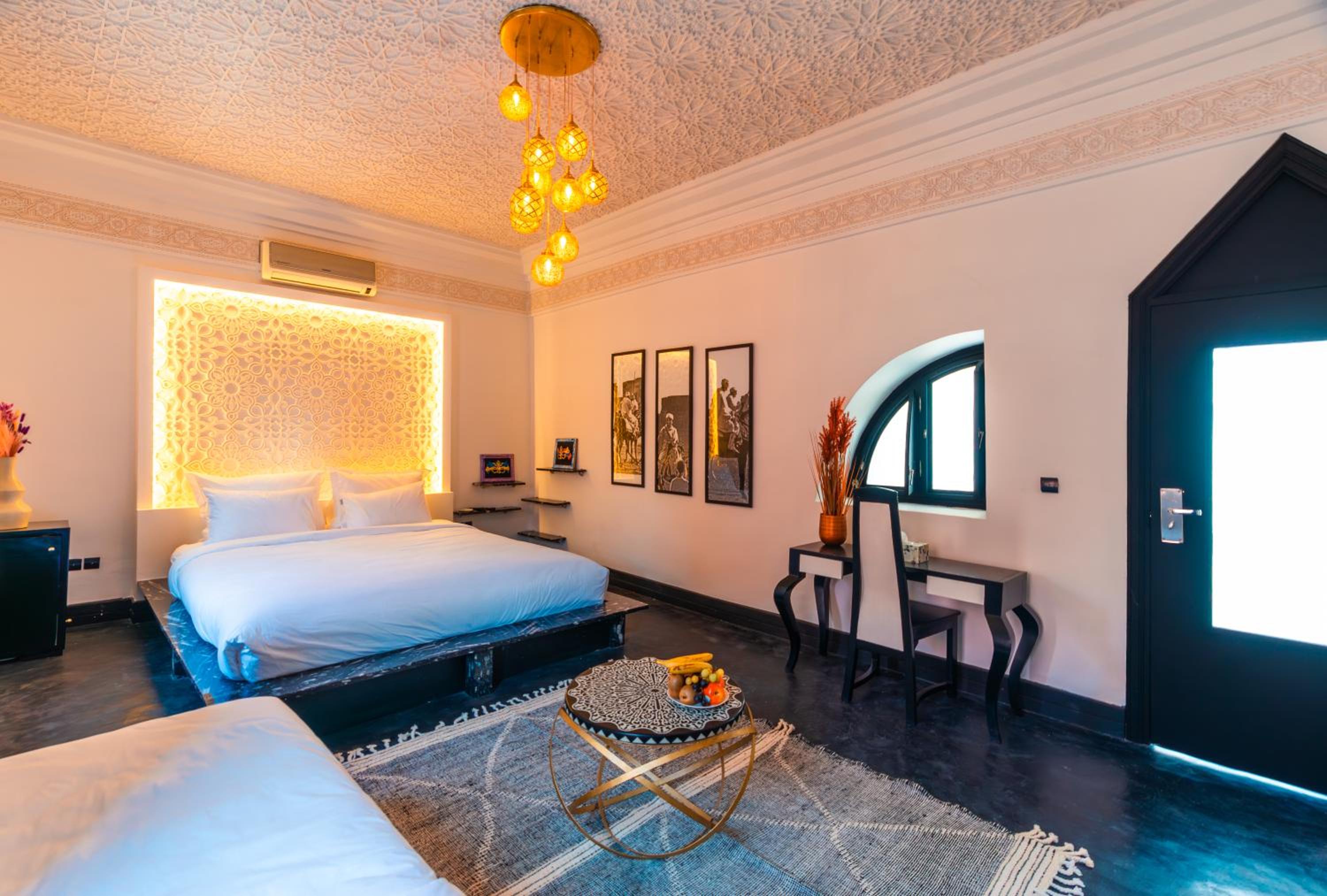 Deluxe Queen Room - Photo 37