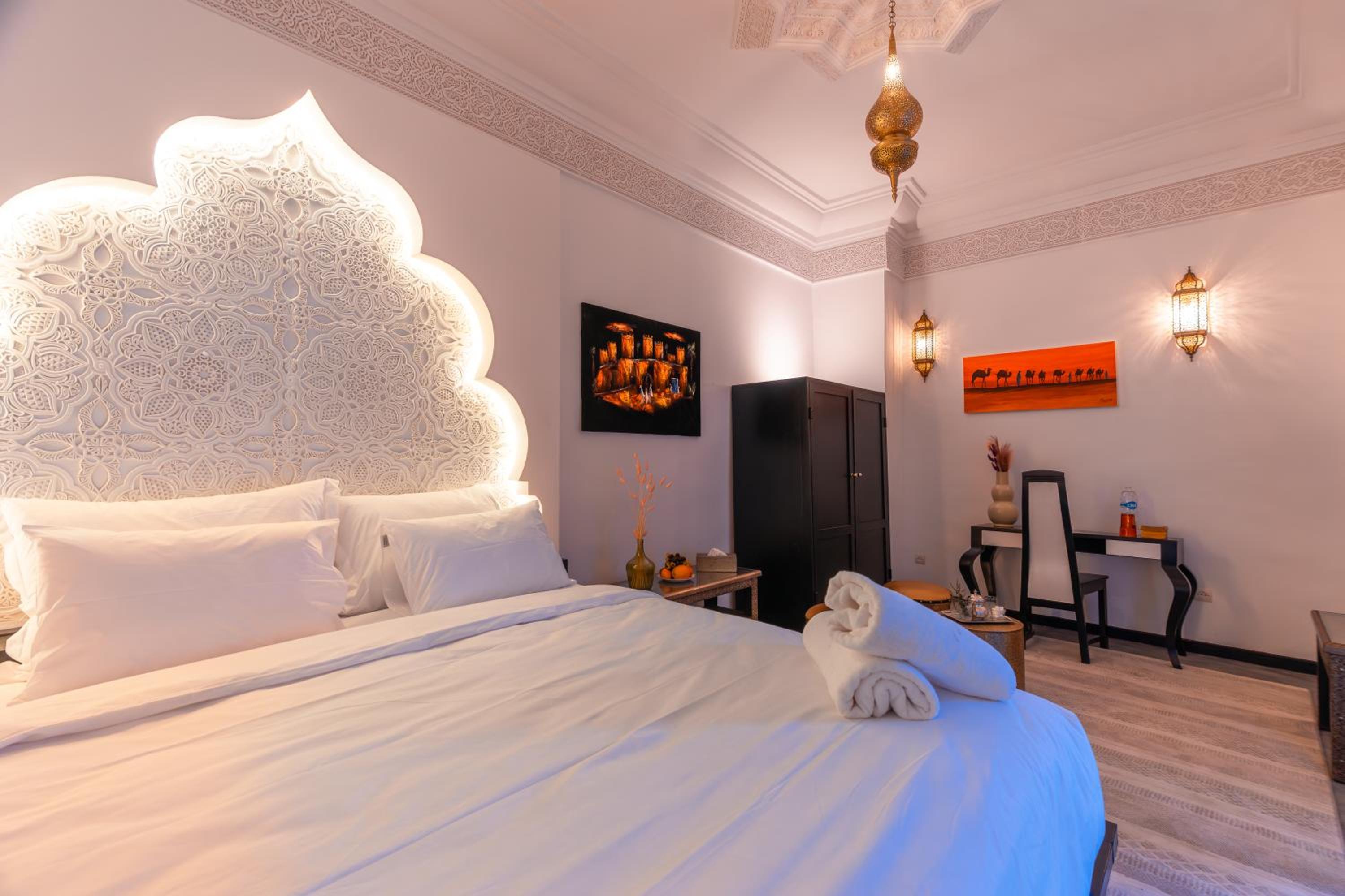 Double Room with Private Bathroom - Photo 1