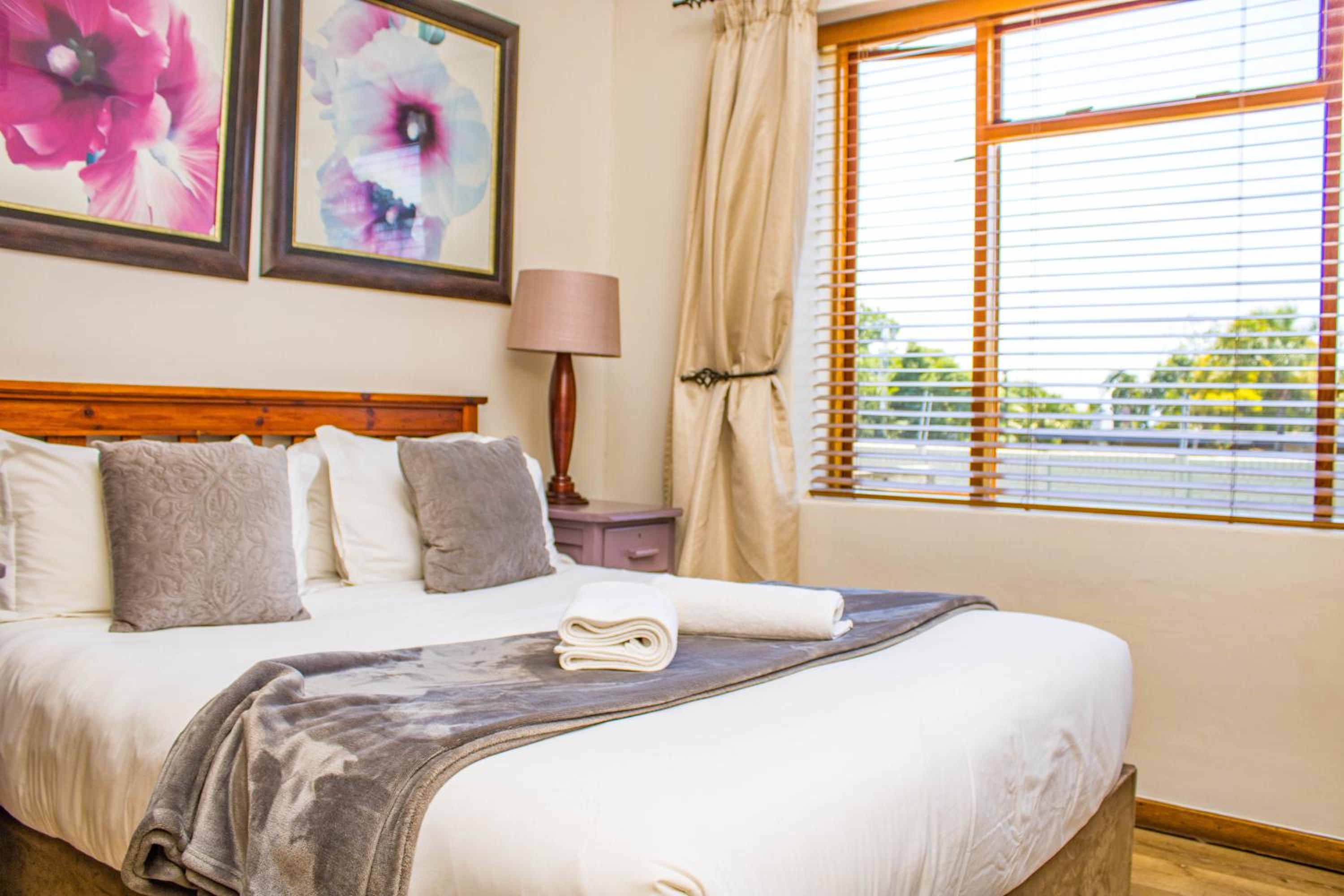 Deluxe Double Room - Photo 6