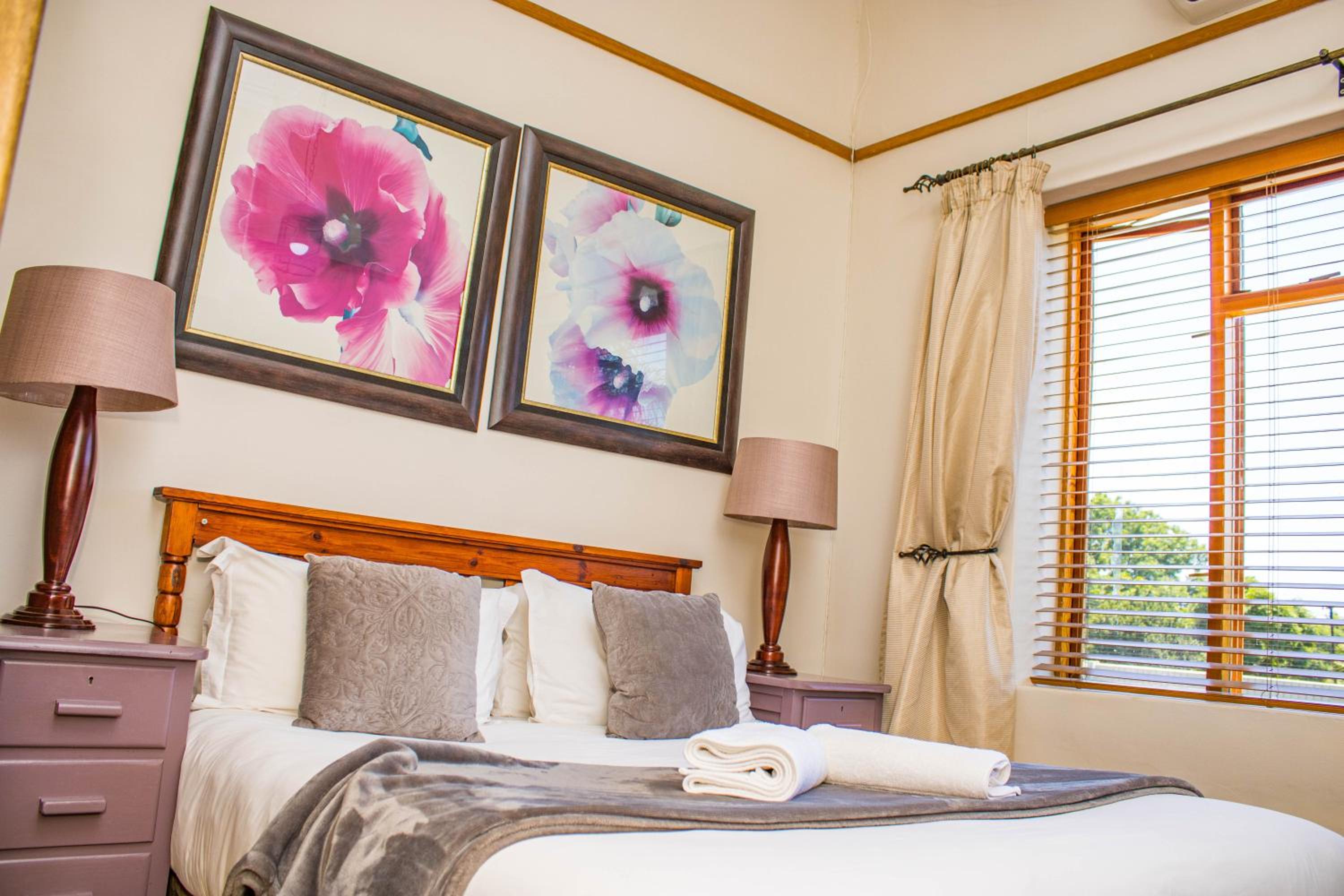 Deluxe Double Room - Photo 5