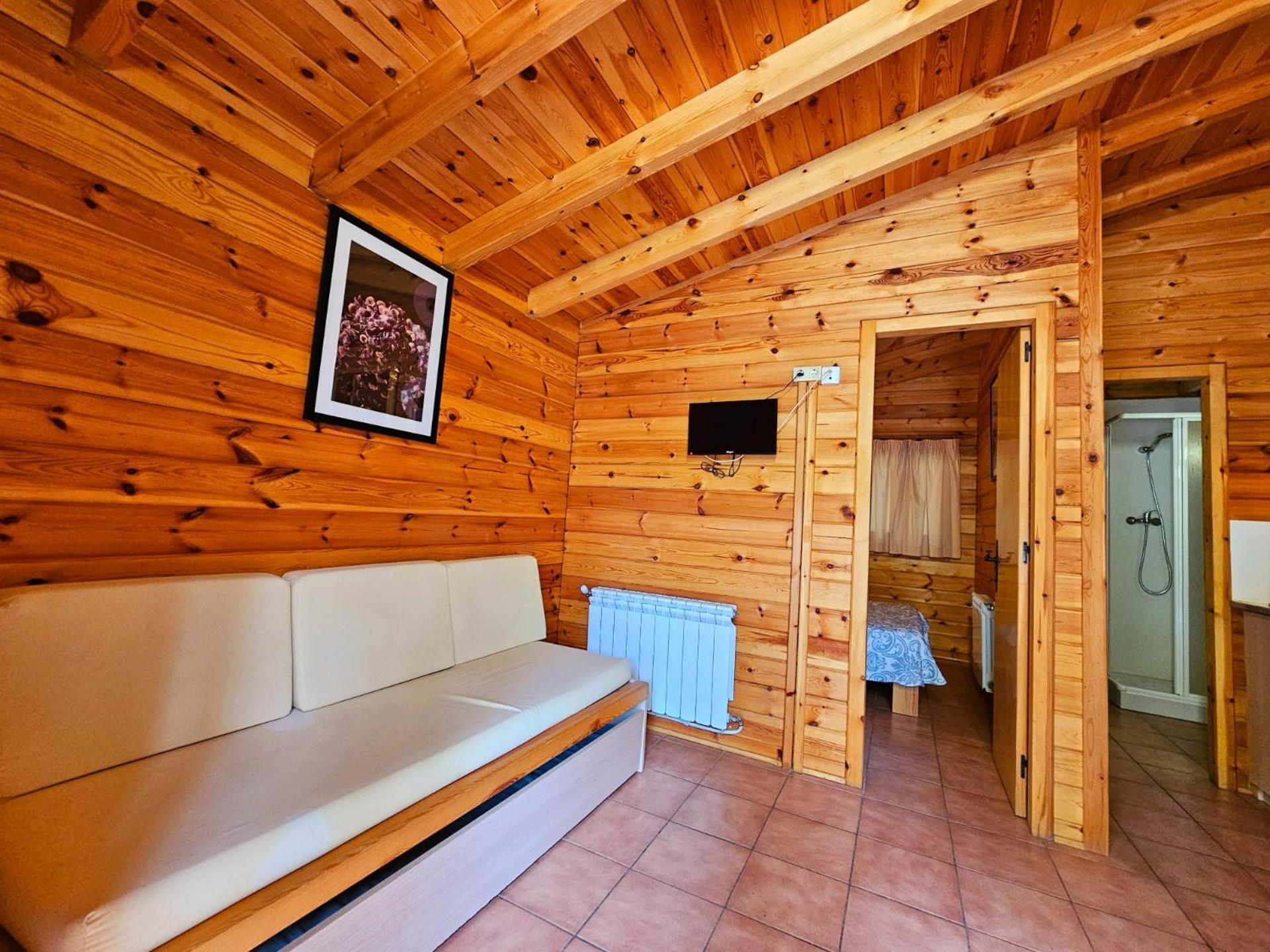 One-Bedroom Bungalow photo 2