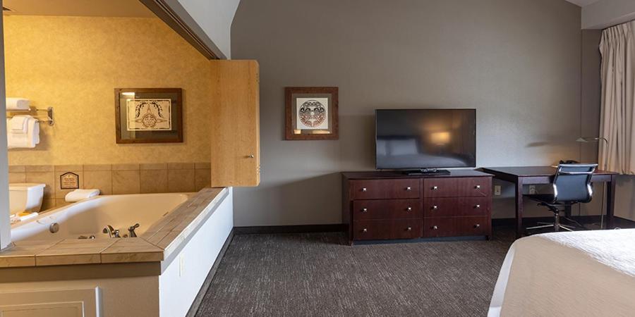 Deluxe Suite photo 3