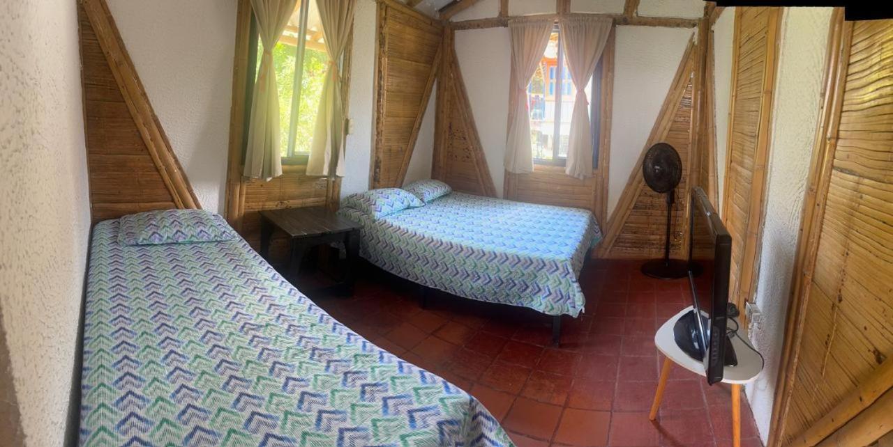 Triple Room with Private Bathroom photo 2