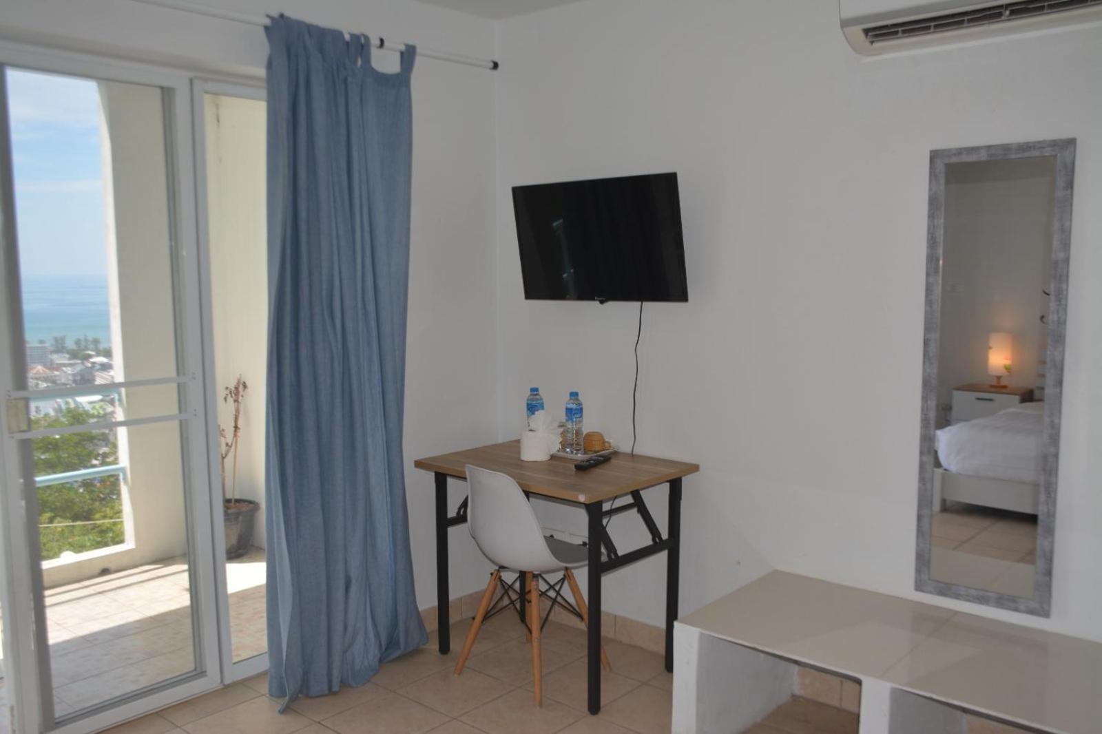 Studio with Sea View - Photo 22