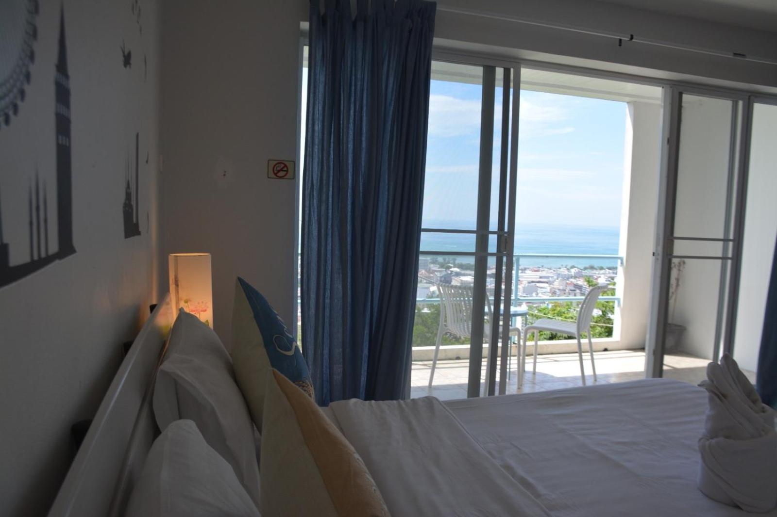 Studio with Sea View - Photo 9