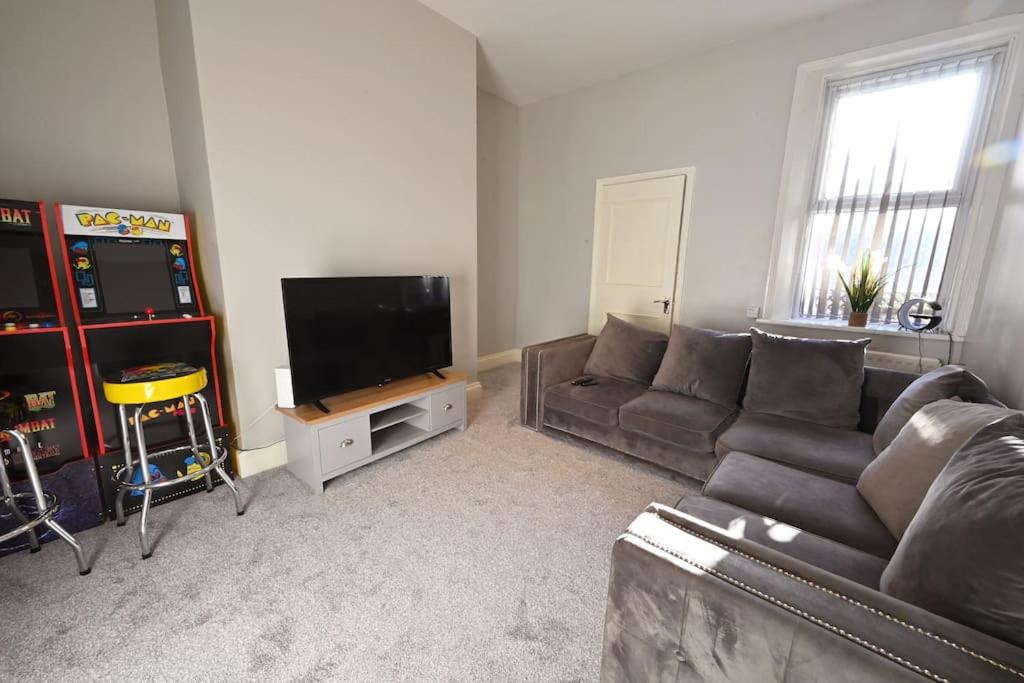 Two-Bedroom Apartment photo 1