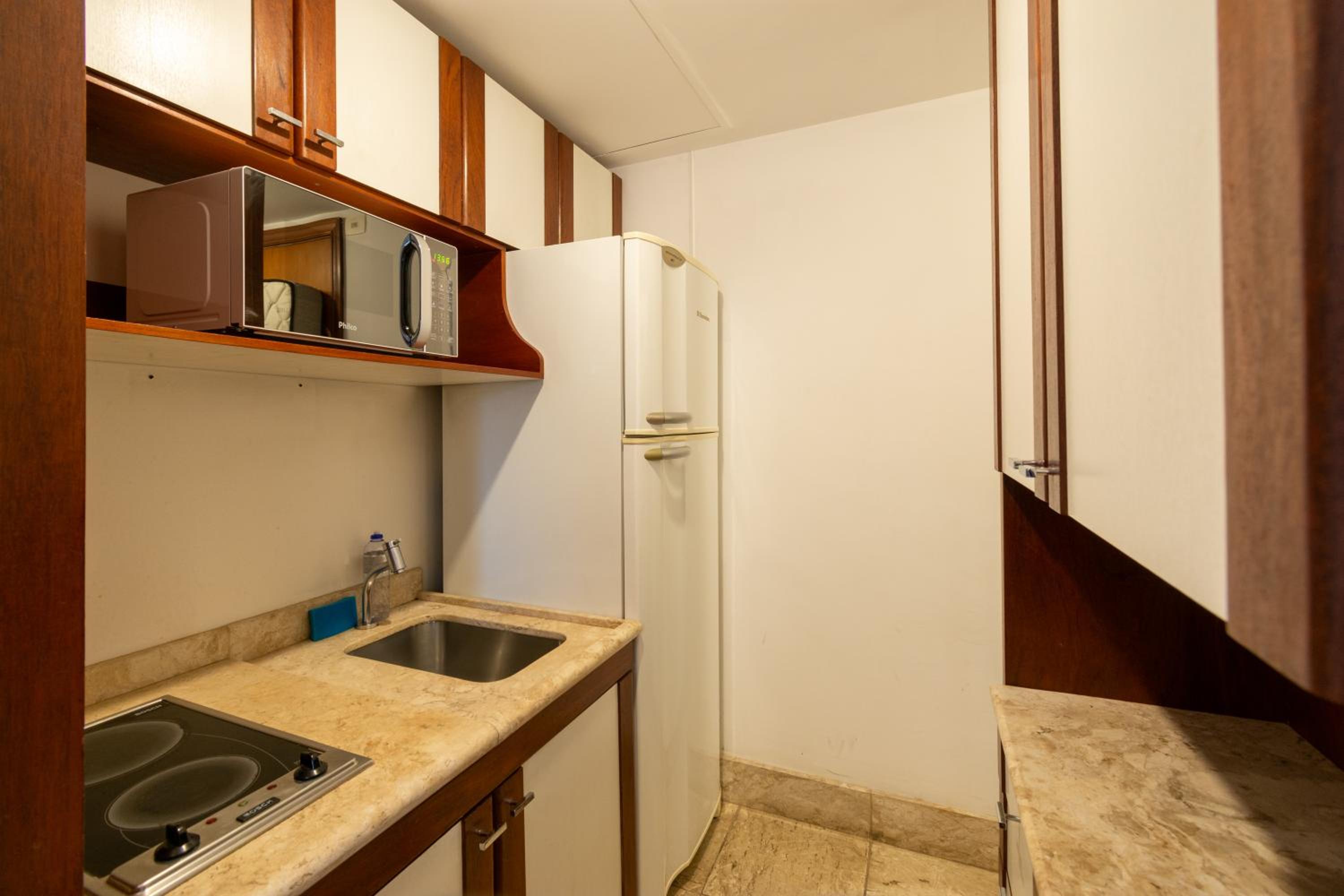 One-Bedroom Apartment - Photo 14