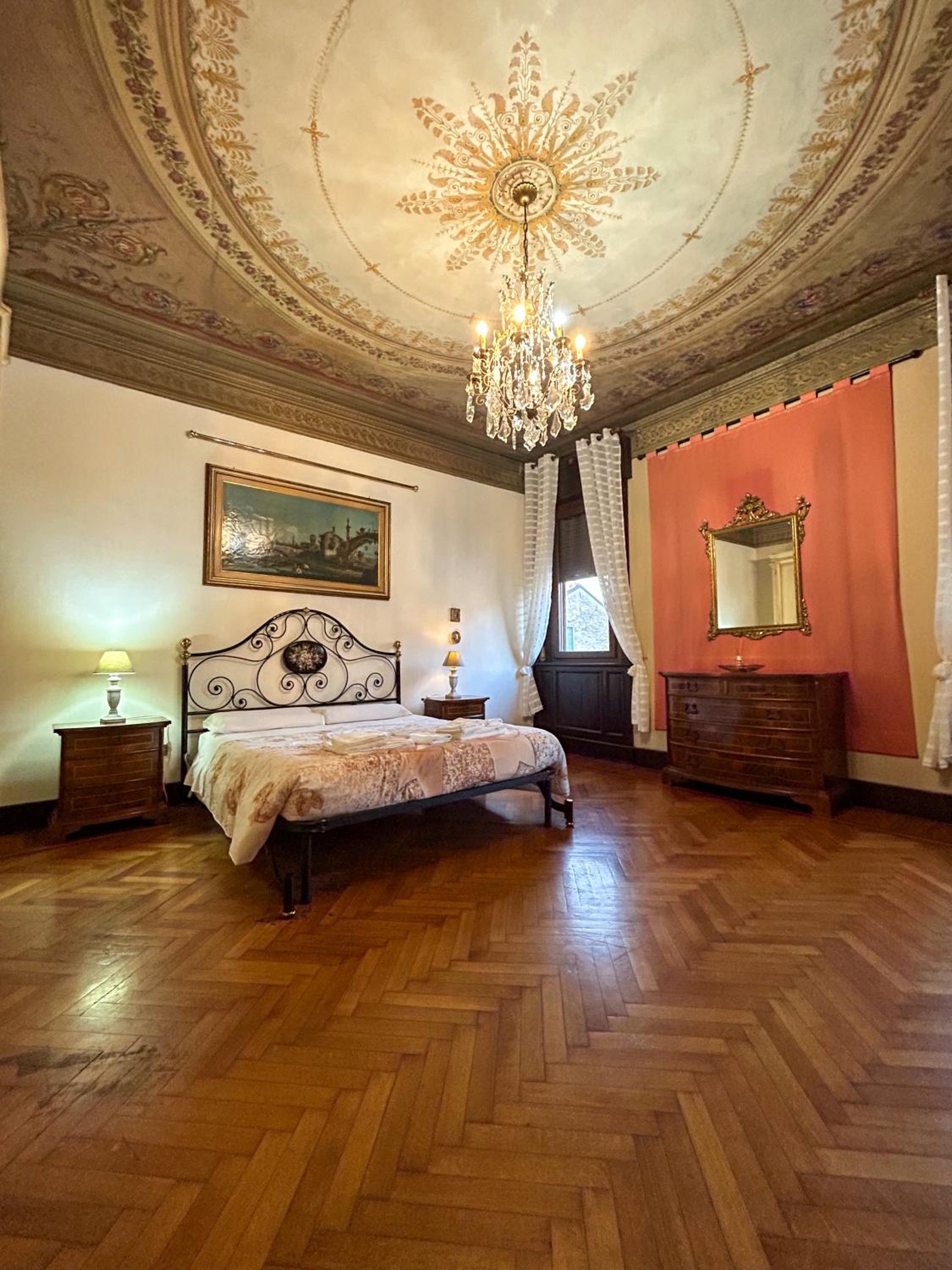 Standard Double Room with Shared Bathroom photo 1