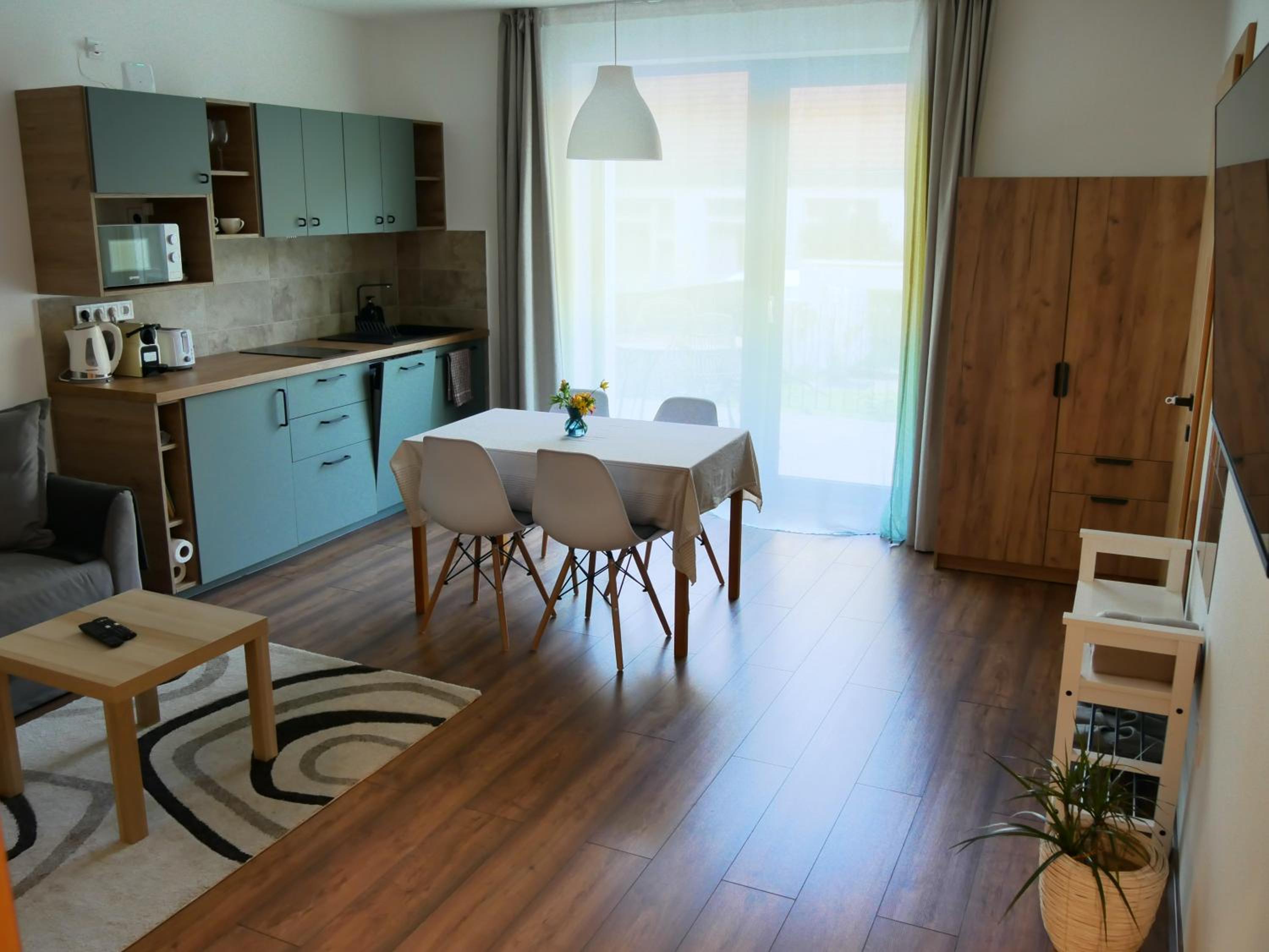 One-Bedroom Apartment photo 2