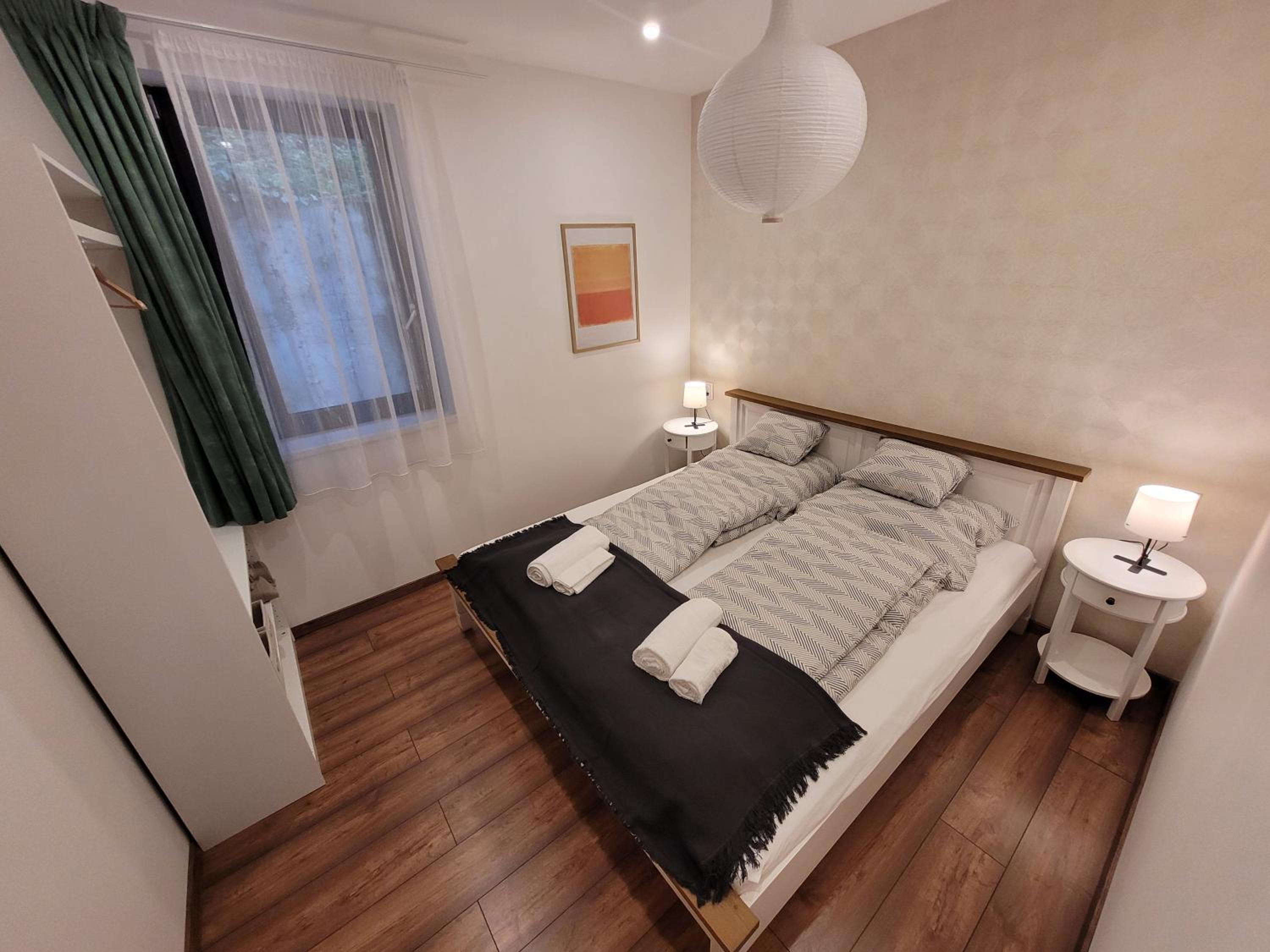 One-Bedroom Apartment photo 3