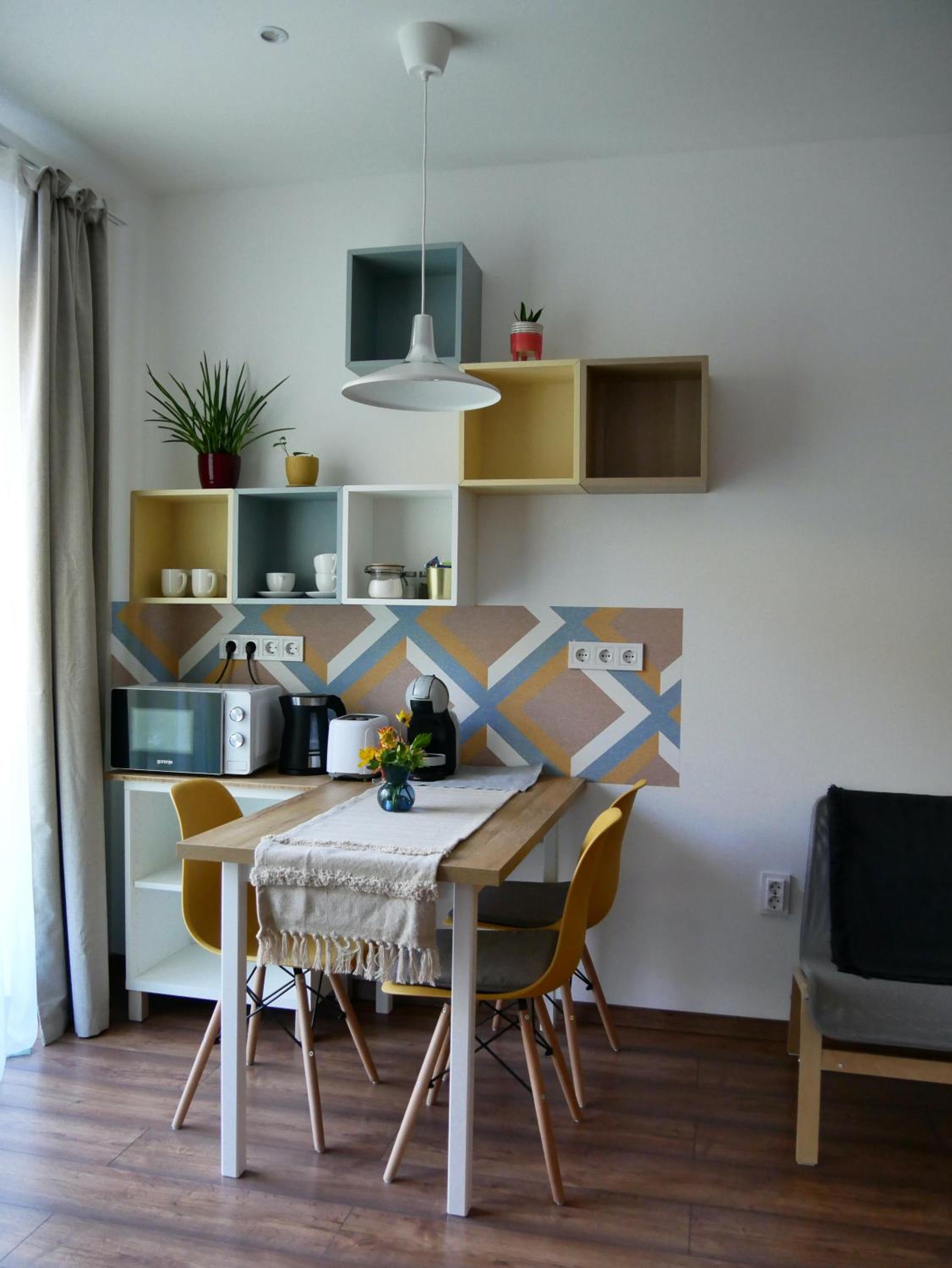 One-Bedroom Apartment photo 1