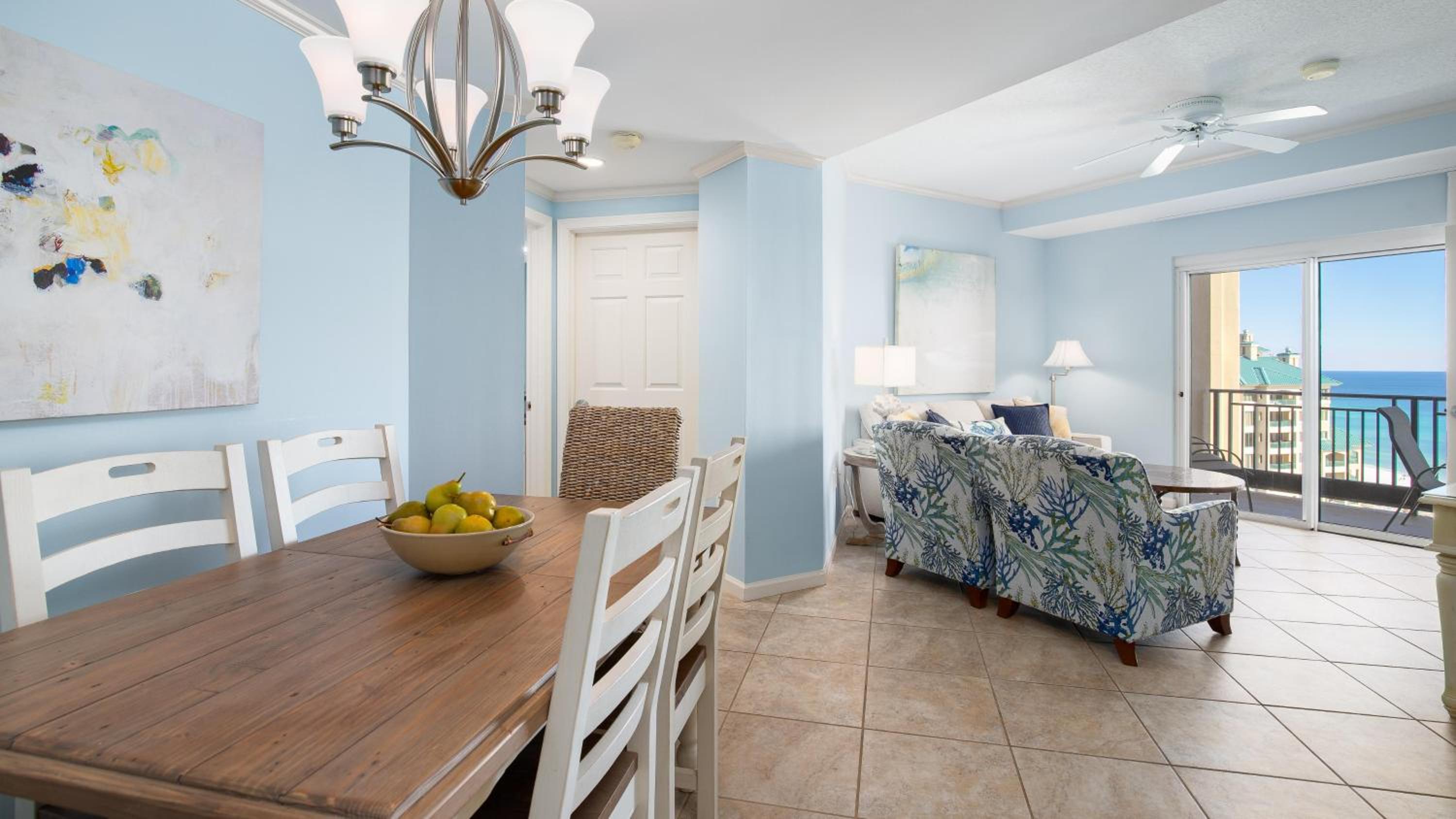 Two-Bedroom House photo 2
