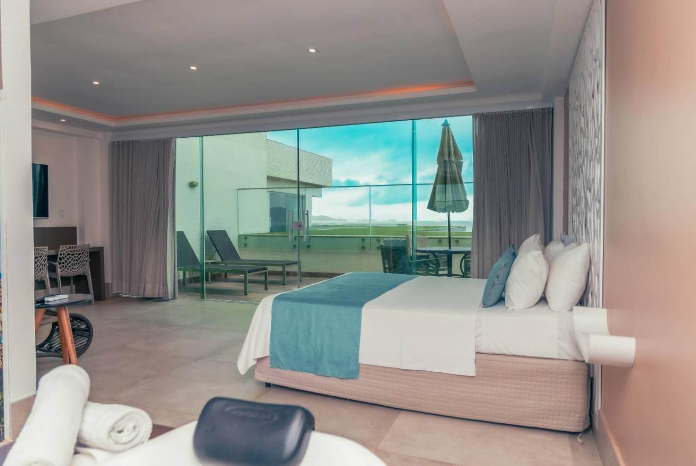 King Suite with Spa Bath