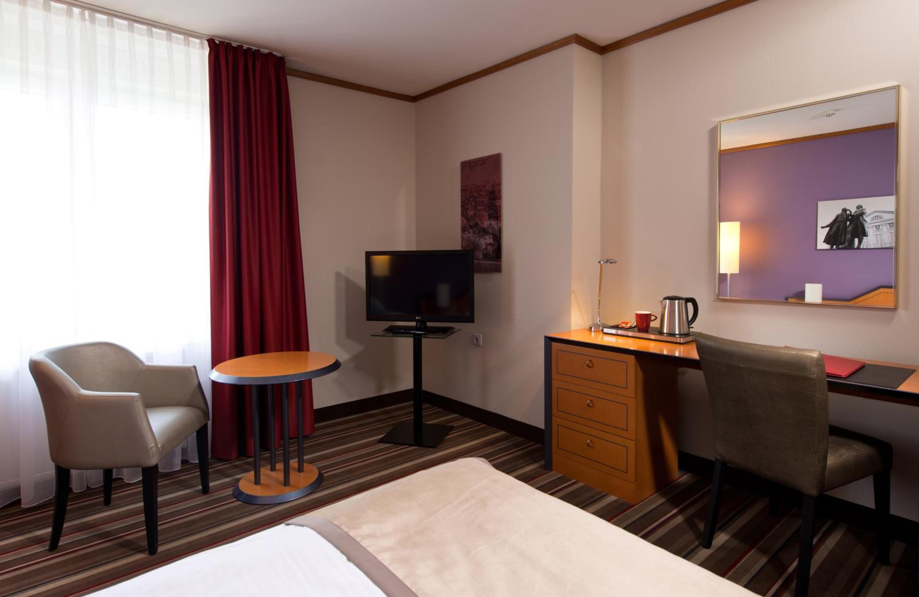 Superior Double Room with Extra Bed - Photo 4