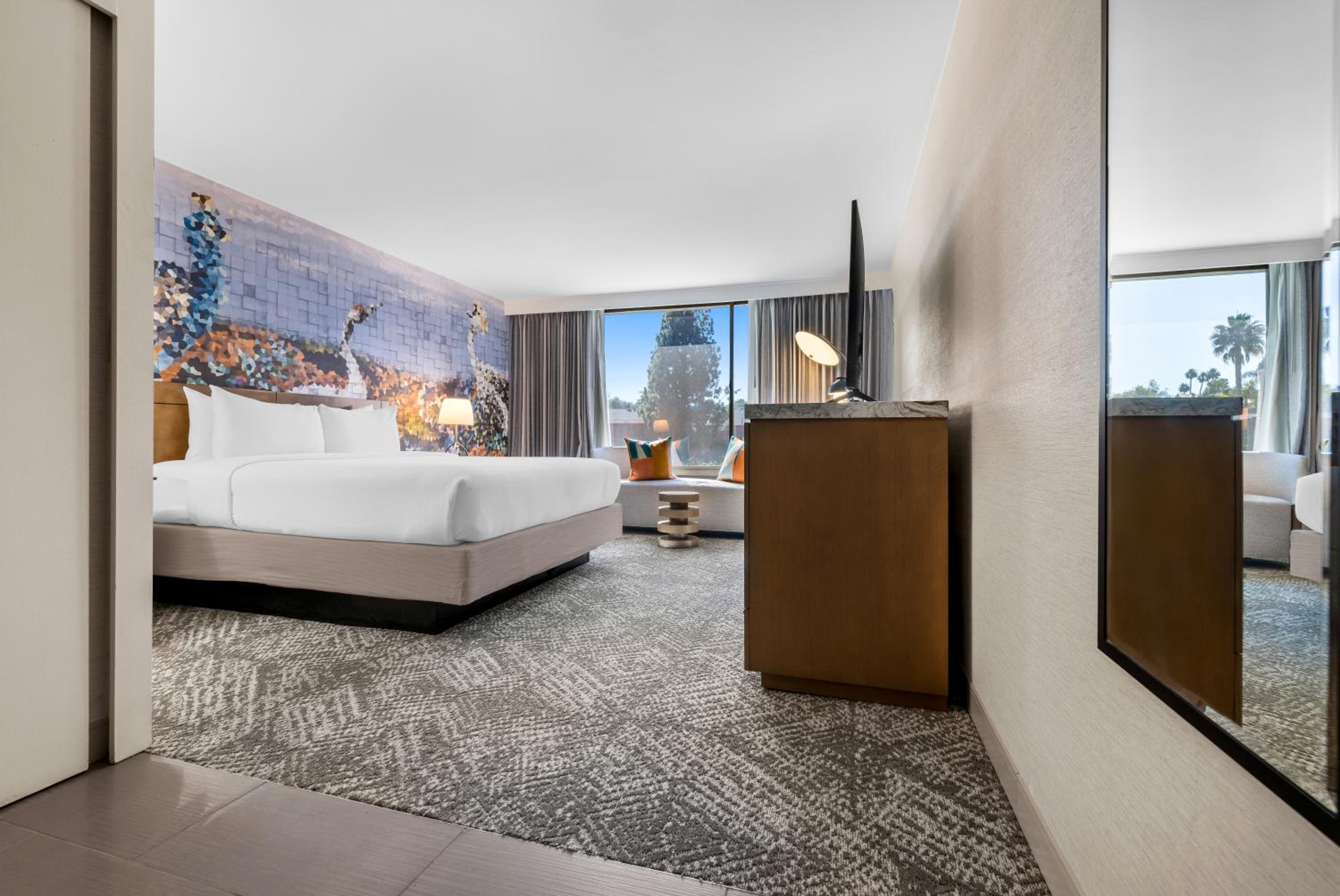 Standard King Room - Photo 6