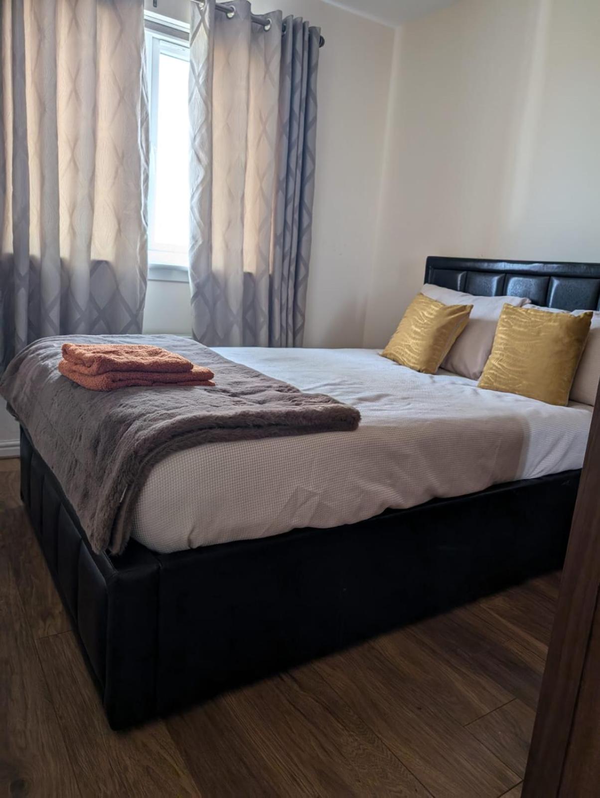 Double Room with Shared Bathroom photo 1