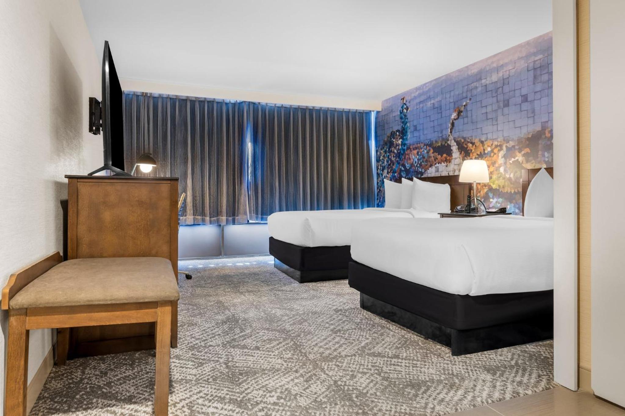 Standard Double Room with Two Double Beds - Photo 8
