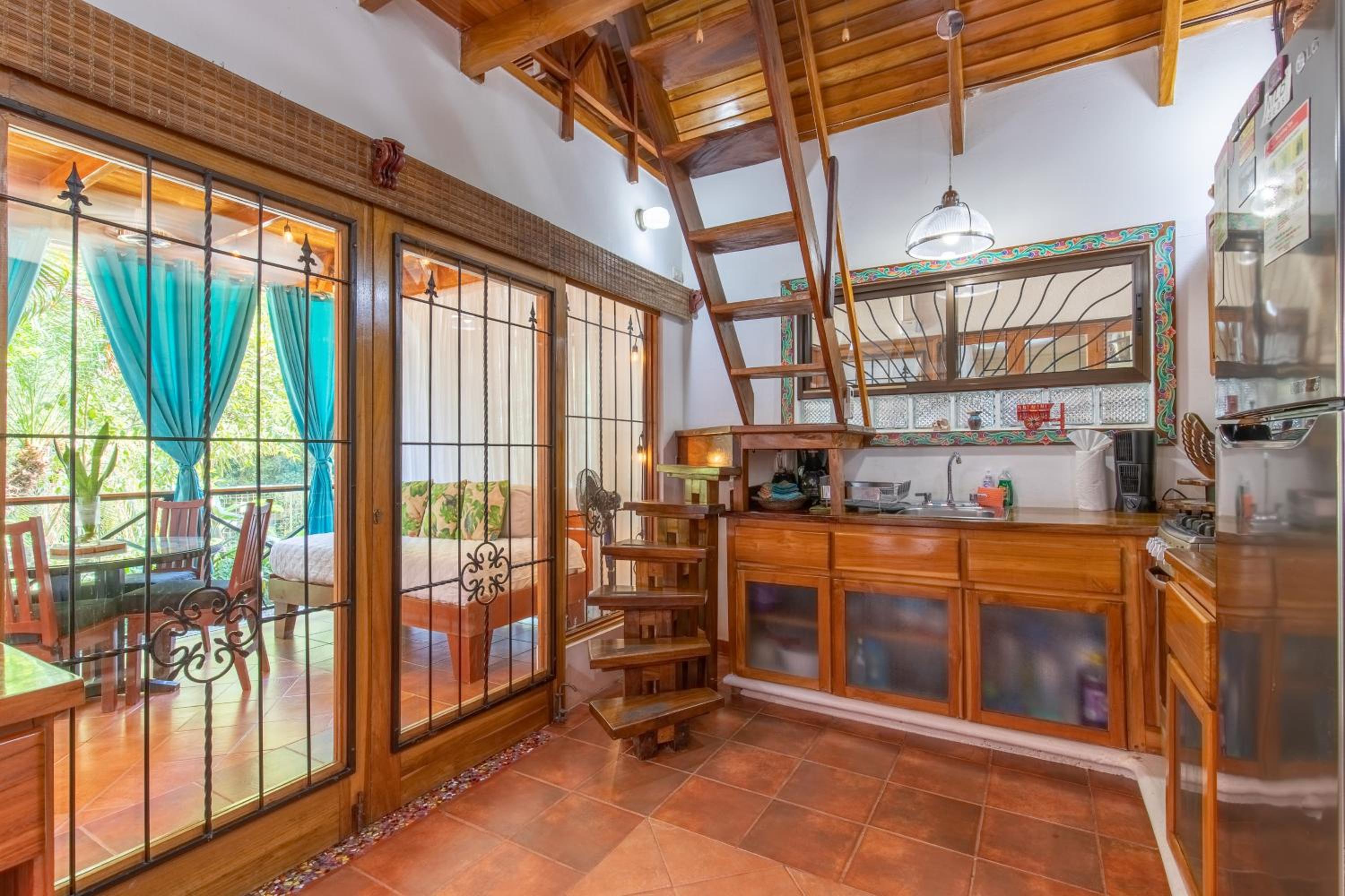 Two-Bedroom House photo 3
