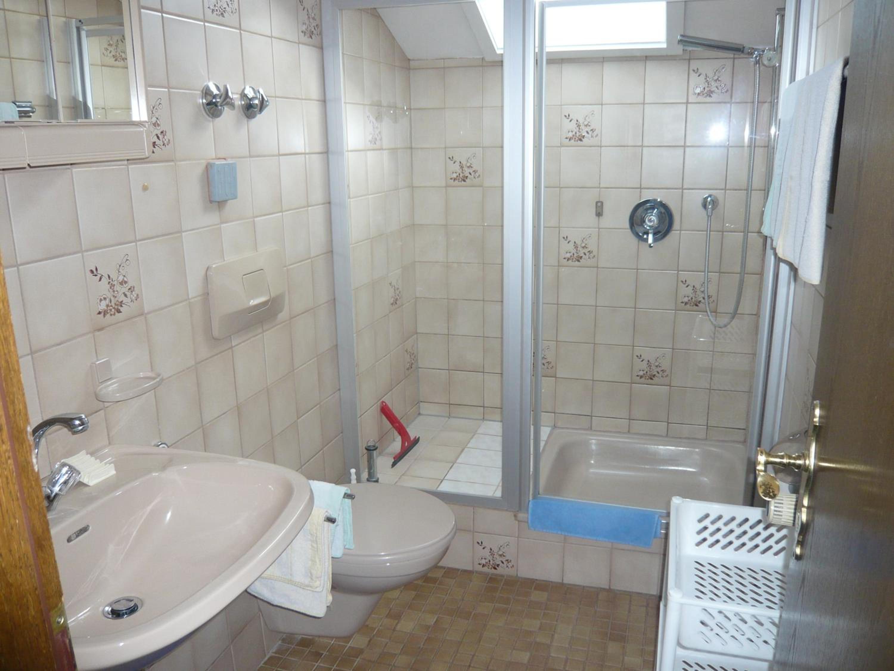 Apartment 4 photo 2