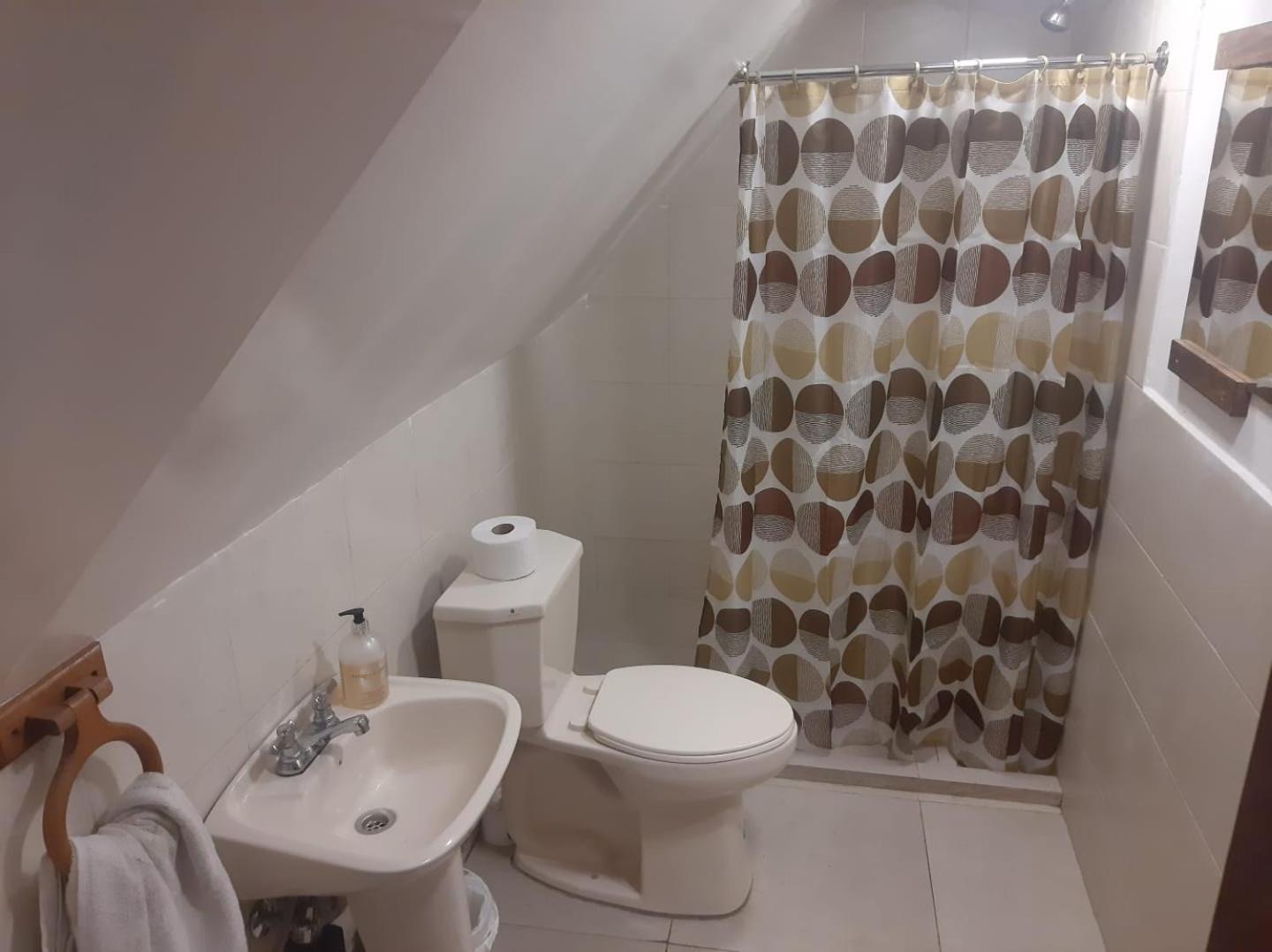 Double Room With Private Bathroom photo 3