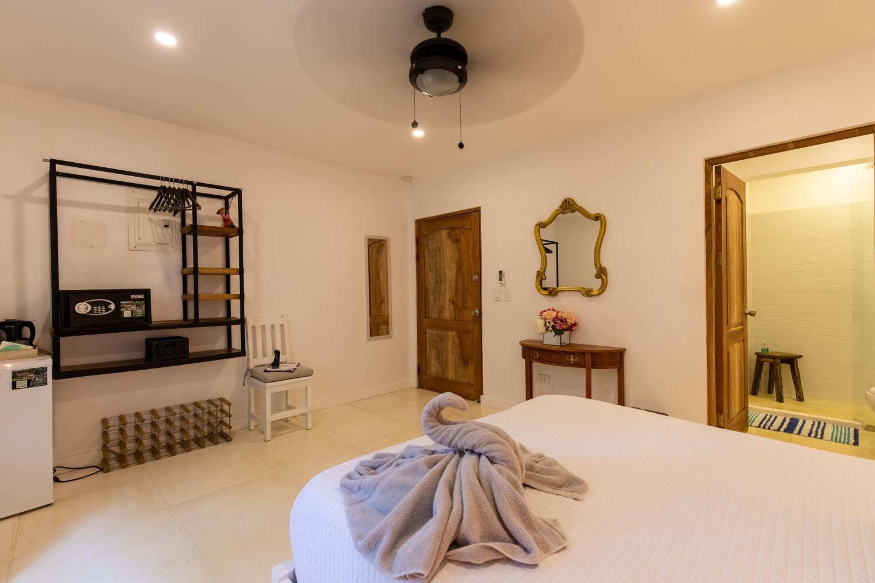 Deluxe Queen Room photo 2