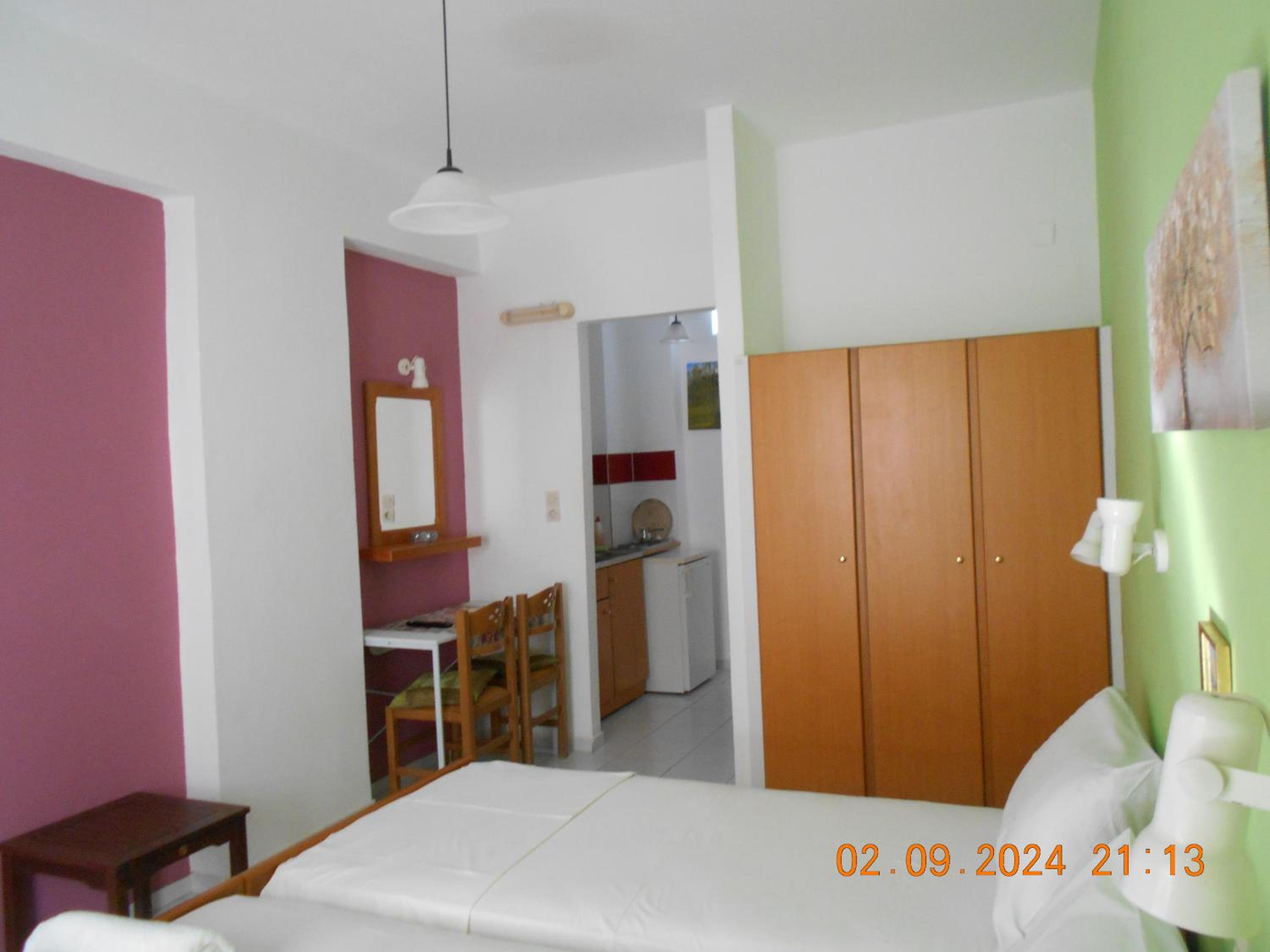 Deluxe Double or Twin Room photo 2