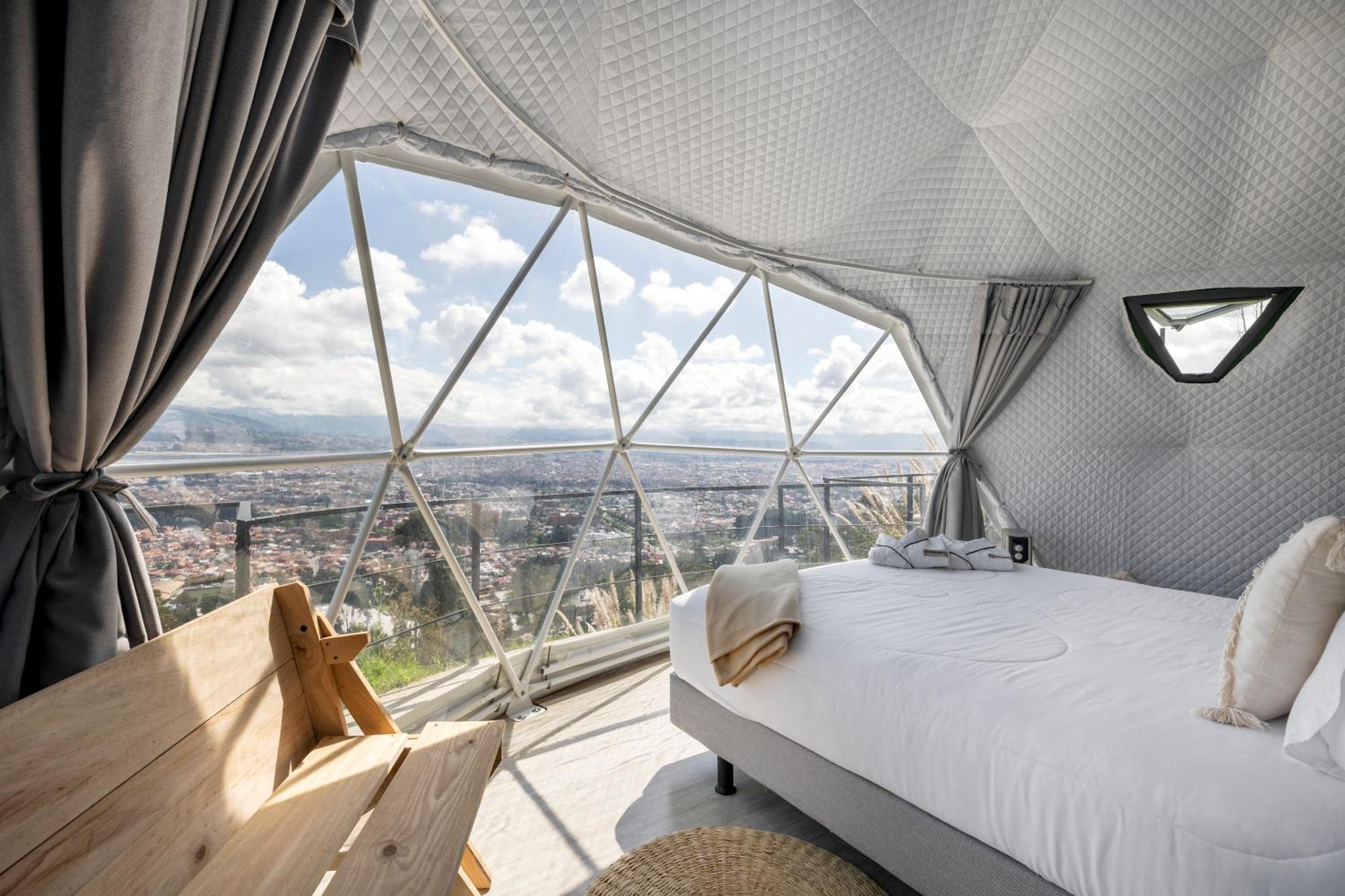 Dome Deluxe photo 1
