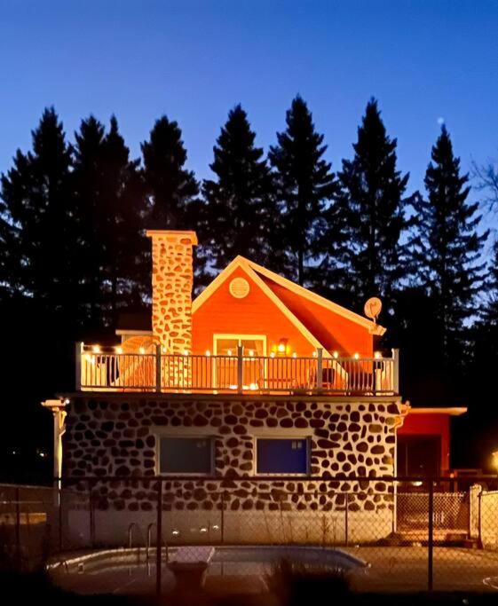 Three-Bedroom Chalet photo 2