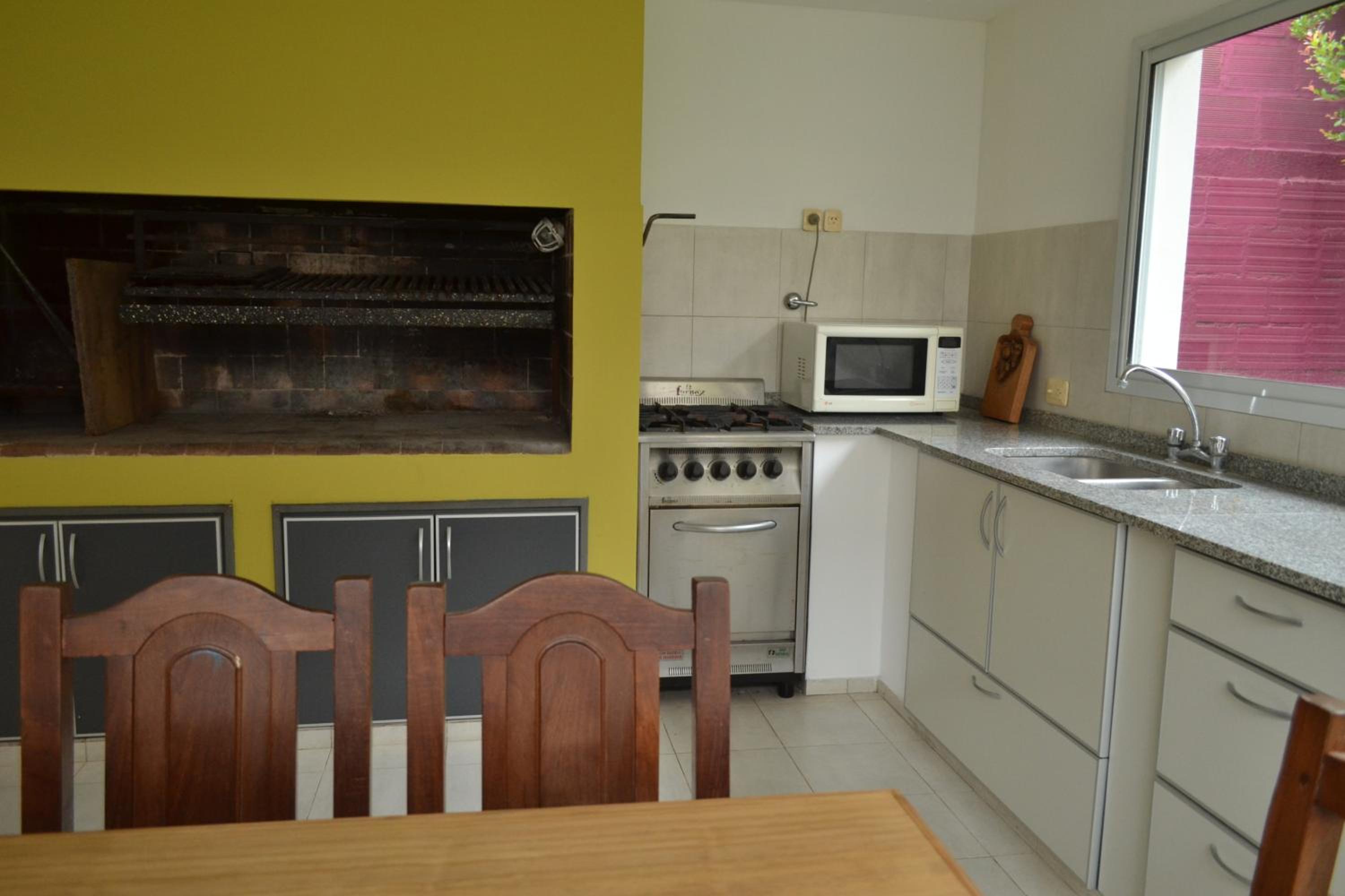 Three-Bedroom Holiday Home  photo 3