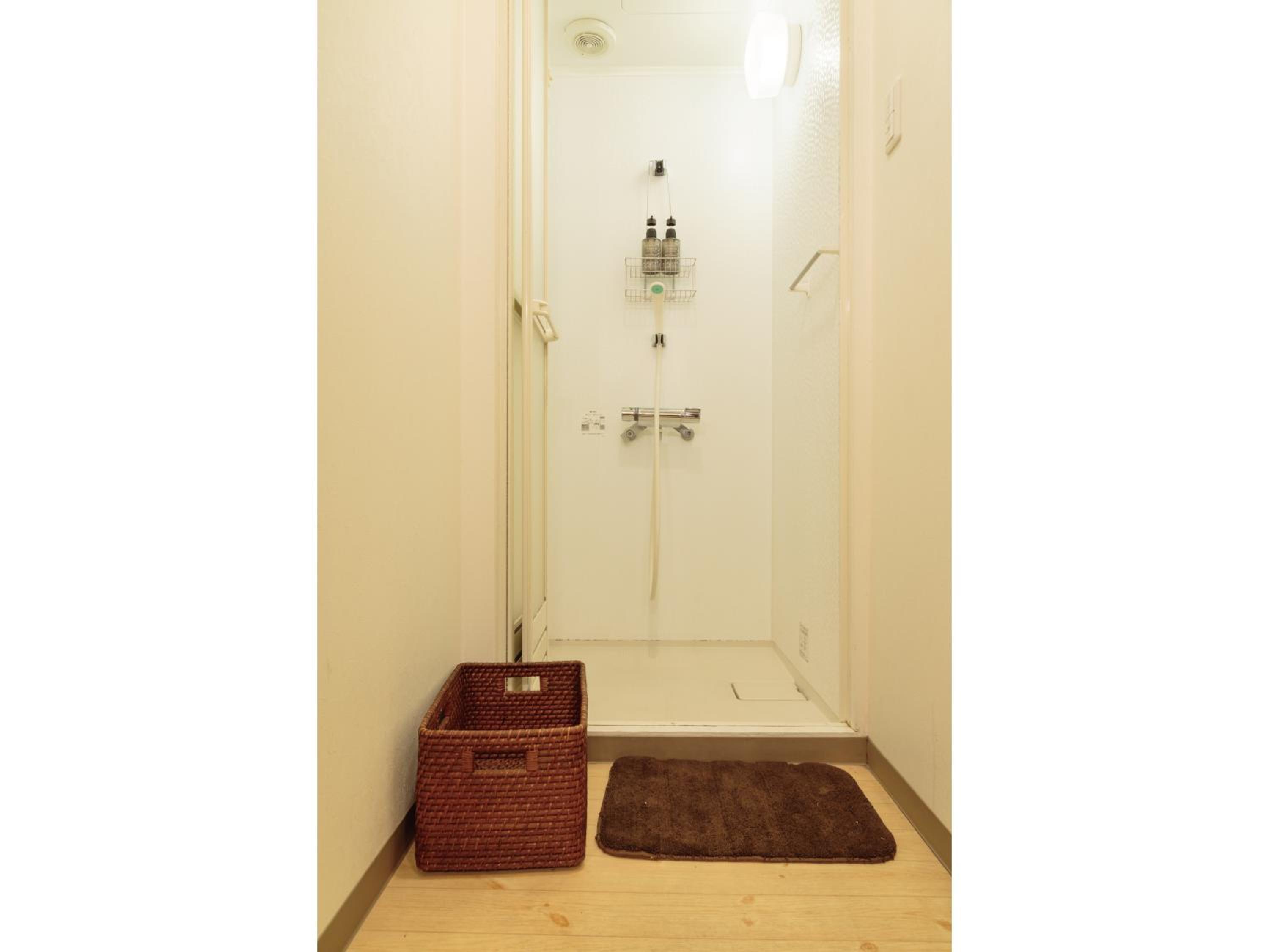 Bed in 6-Bed Female Dormitory Room (Adult only) photo 3