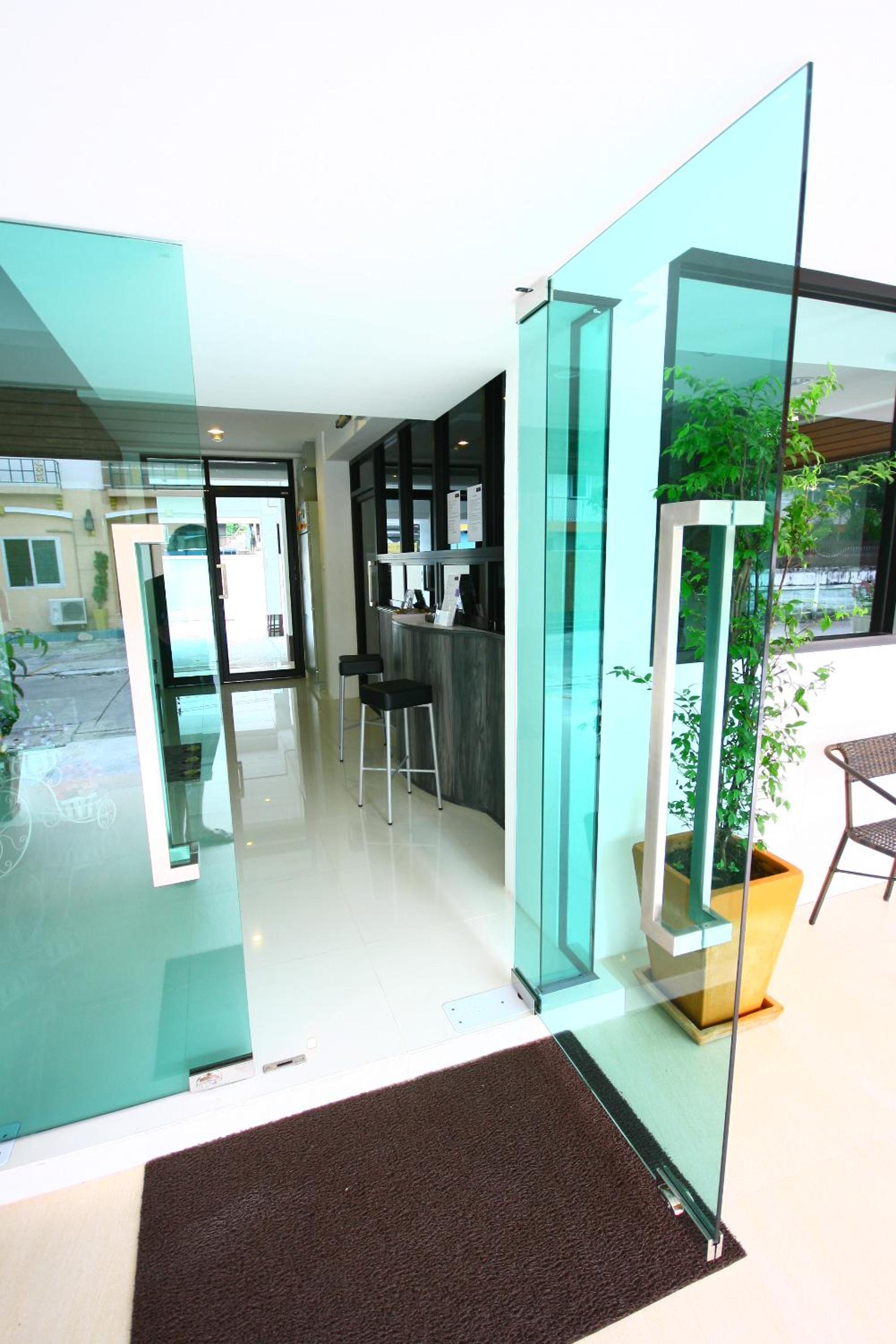 Standard Double Room with Balcony photo 2