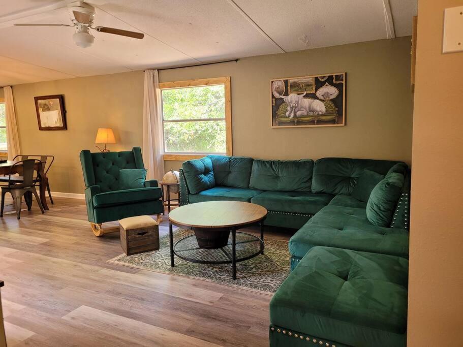 Two-Bedroom House photo 3