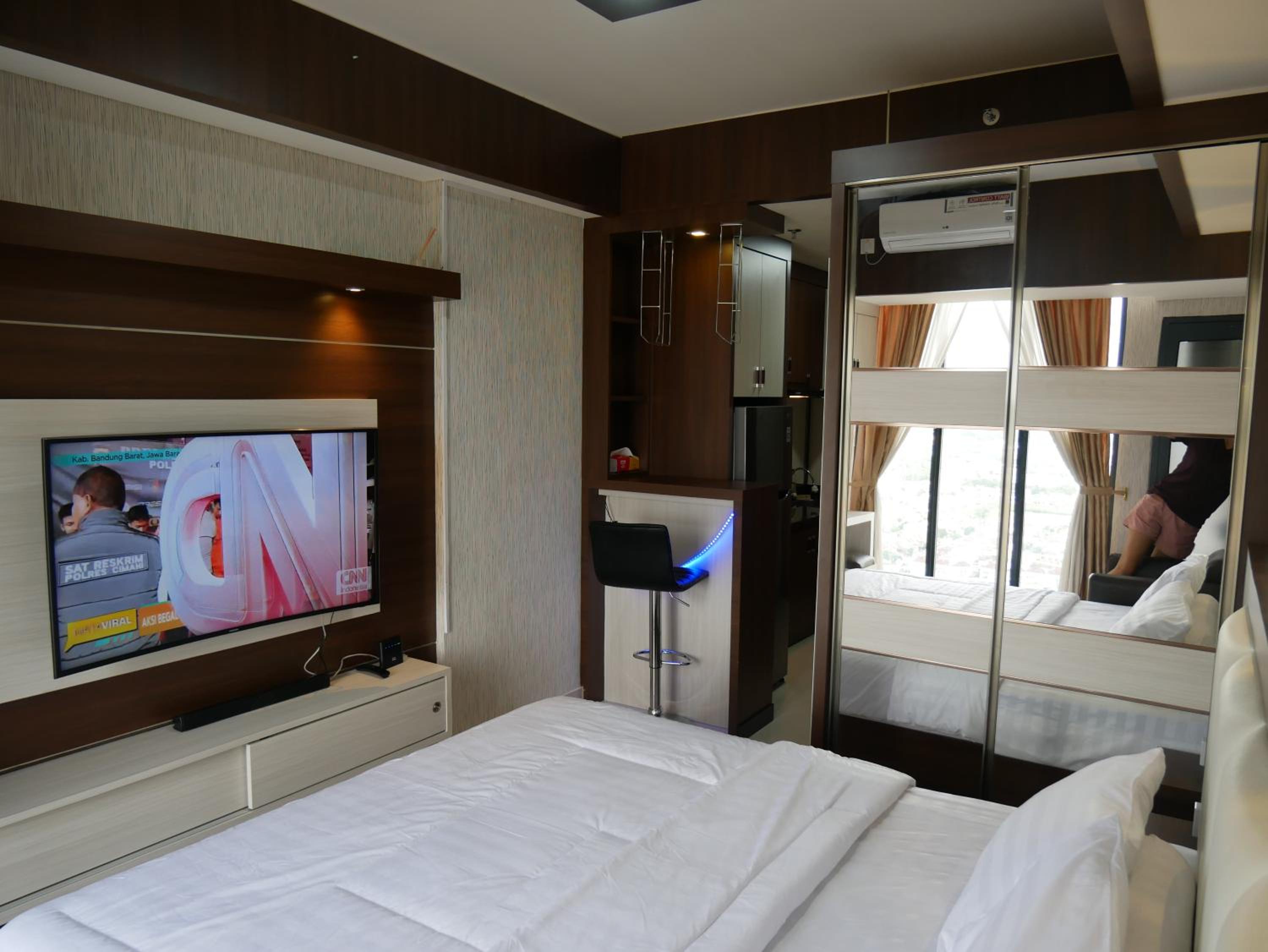 King Suite - Photo 8