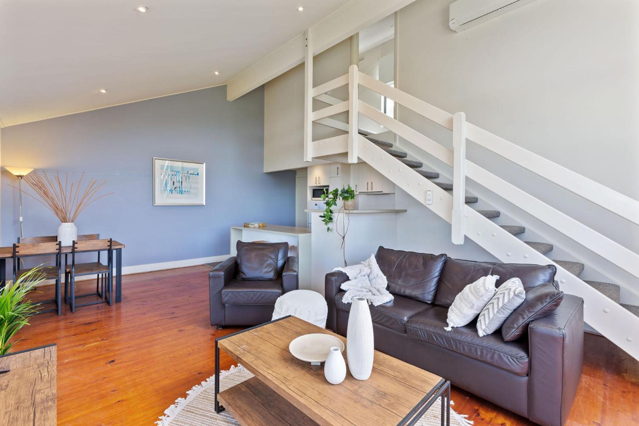 One-Bedroom Apartment with Sea View