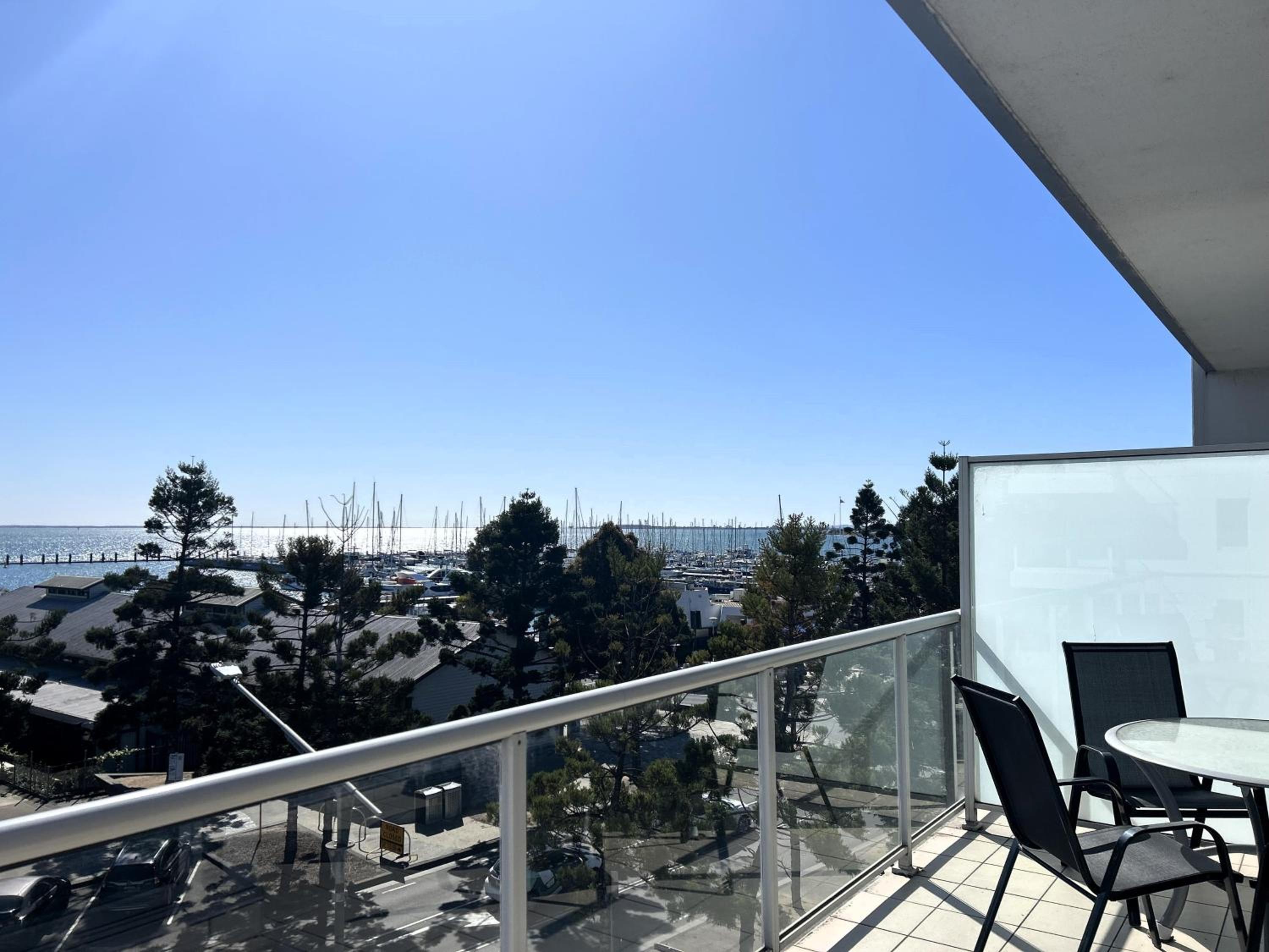Two-Bedroom Apartment with Ocean View photo 3