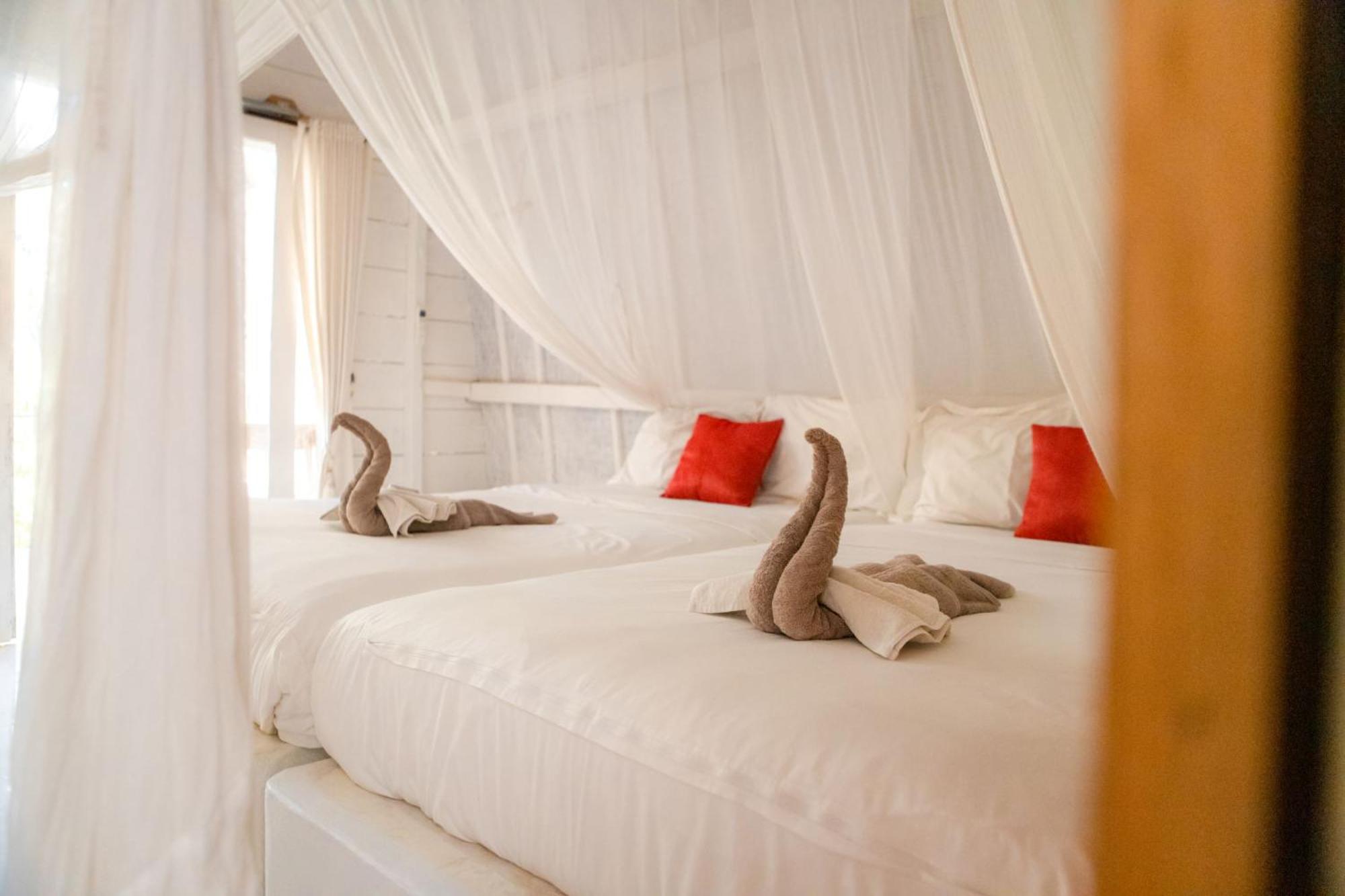 Double Room - Photo 17