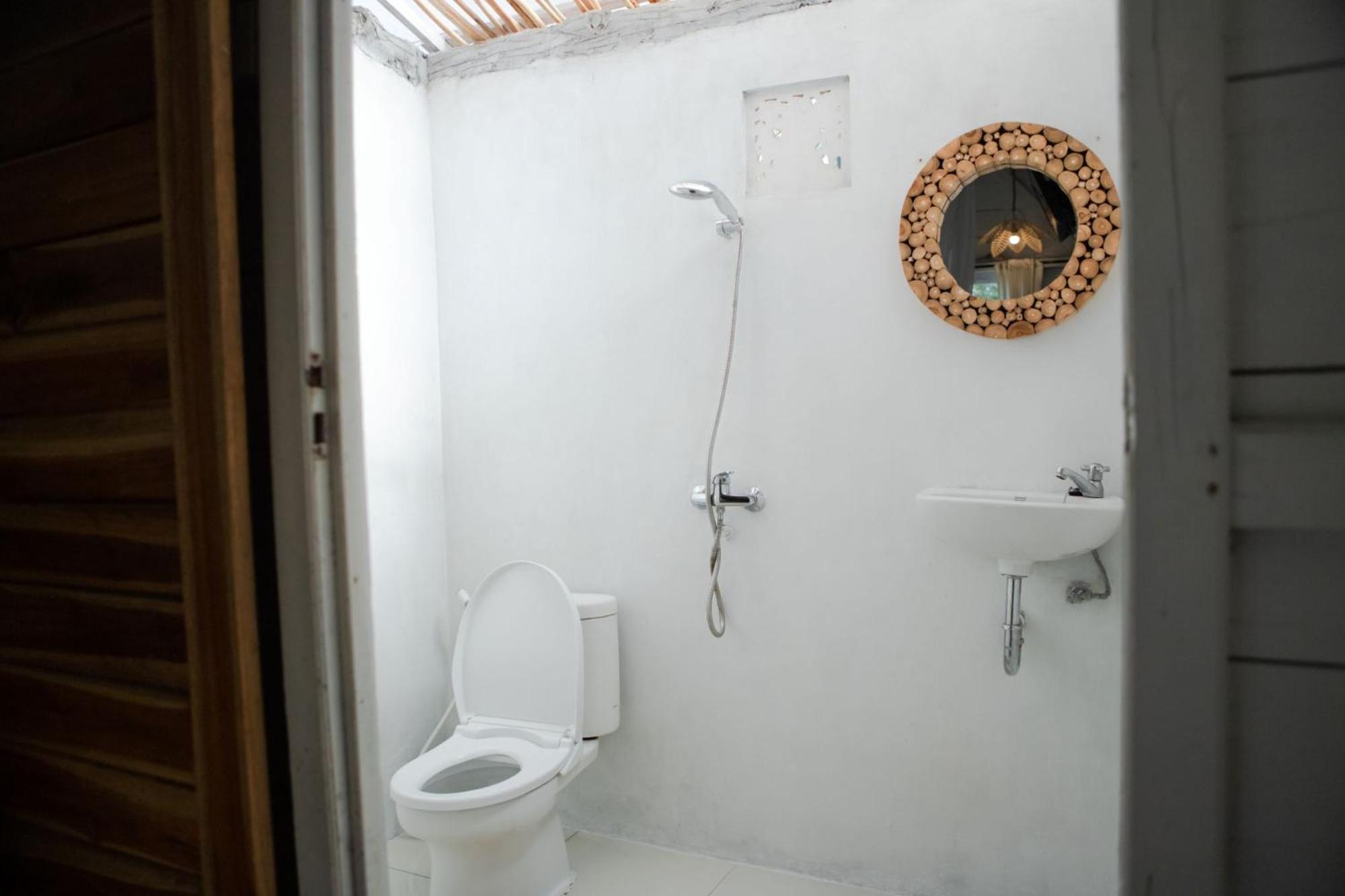 Double Room - Photo 7
