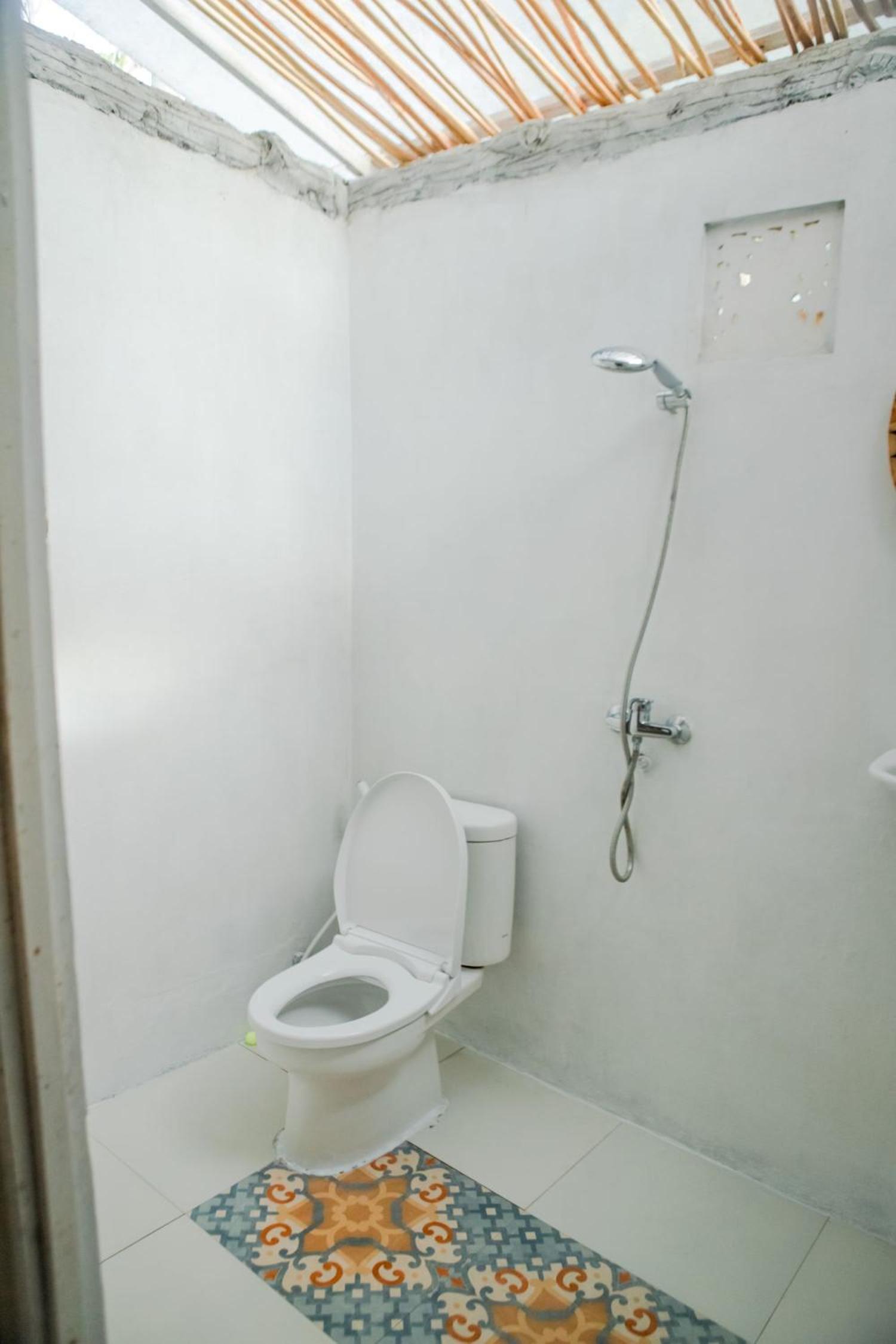Double Room - Photo 9