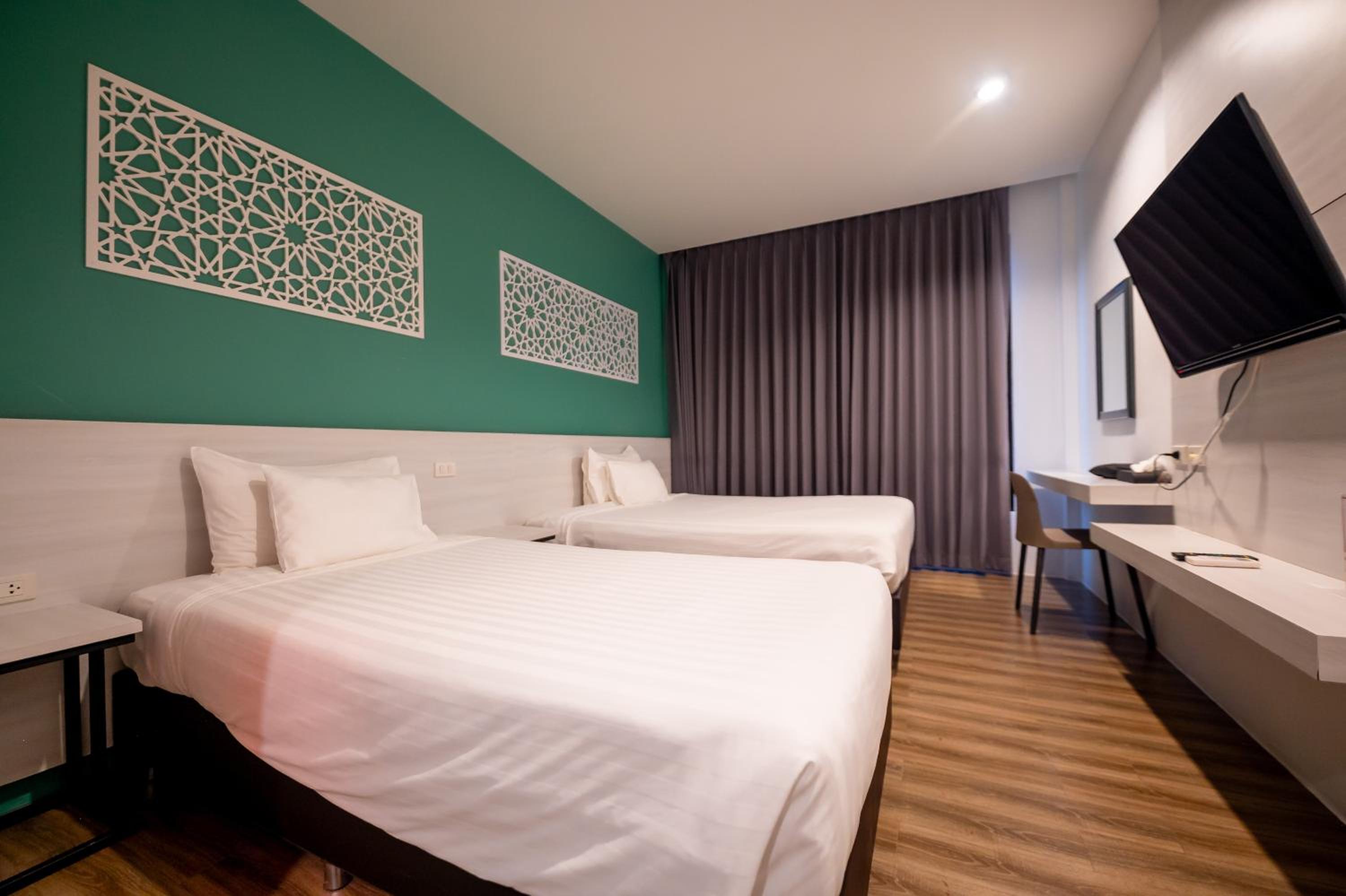 Superior Twin Room - Photo 4