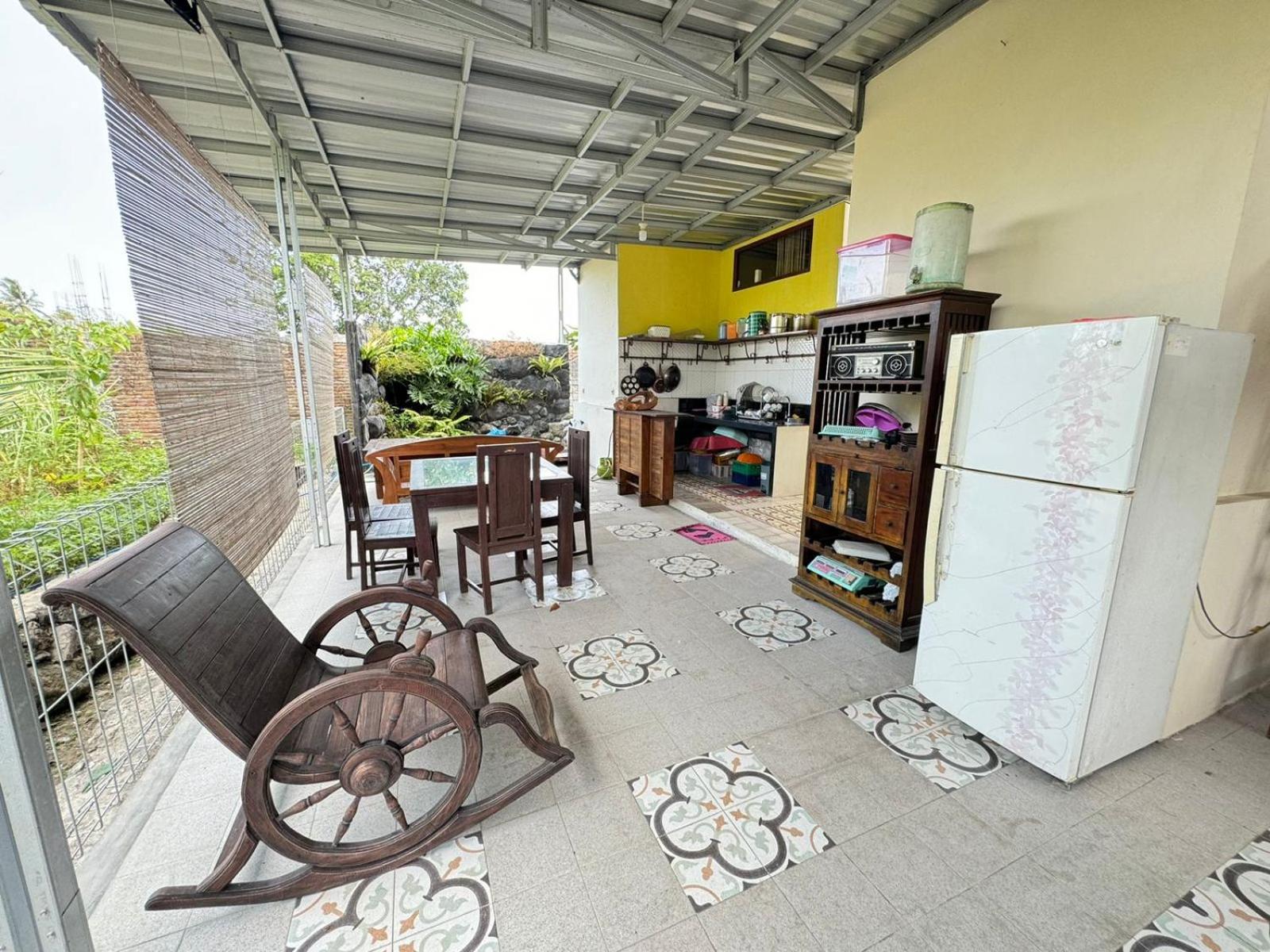 Two-Bedroom House photo 2