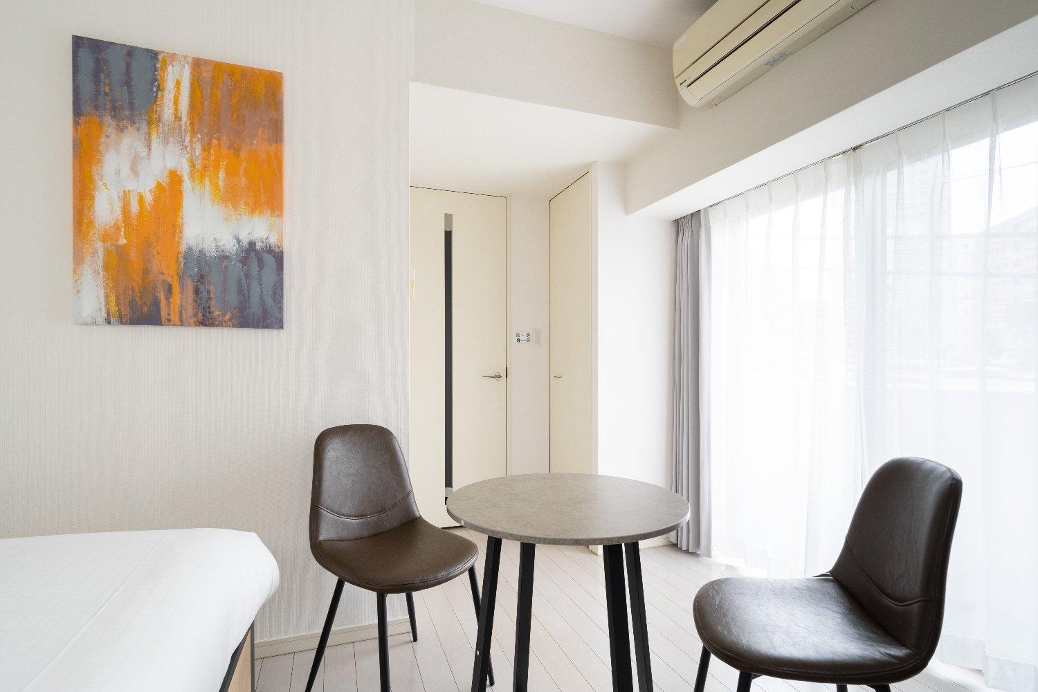 One-Bedroom Apartment photo 3