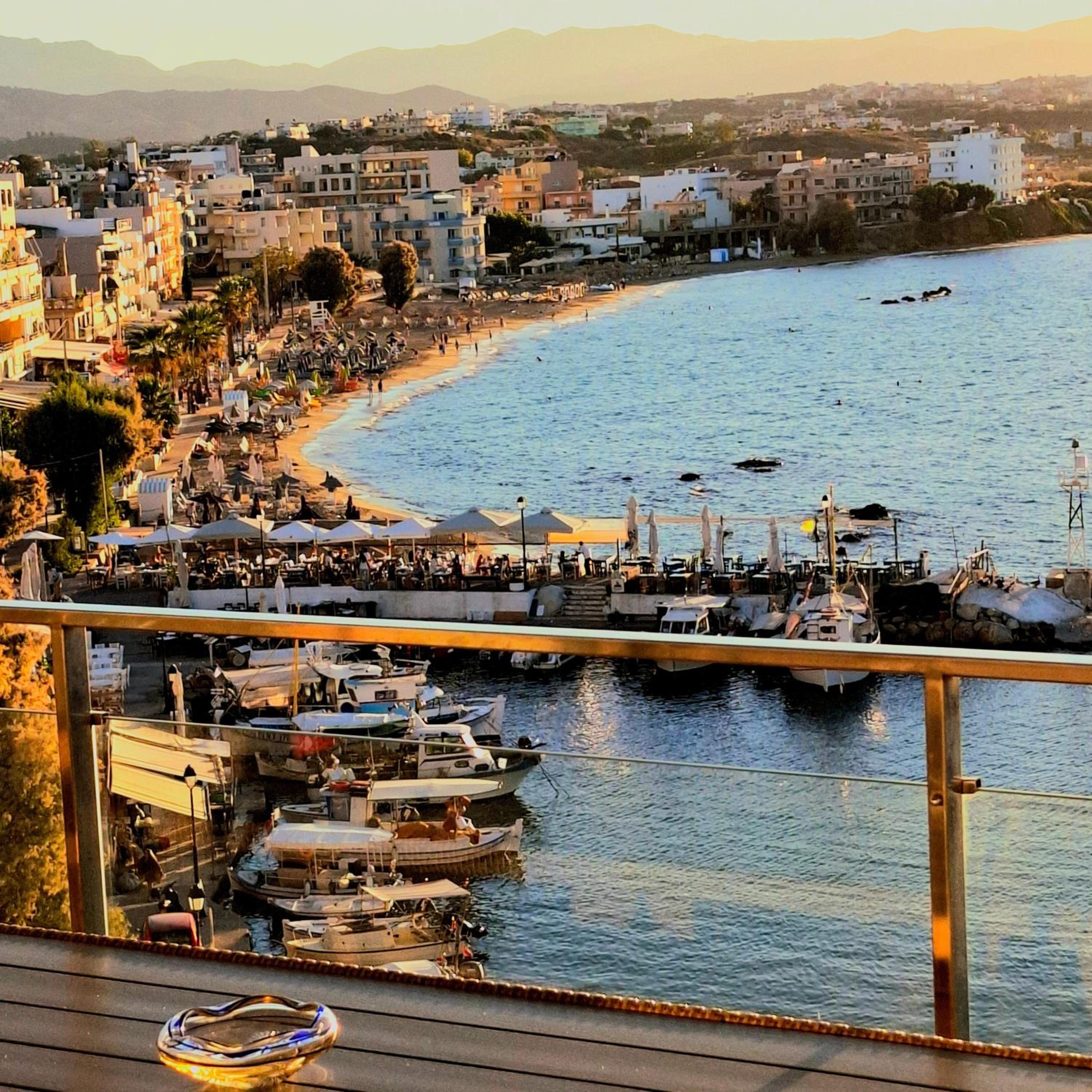 Suite with Sea View - Photo 13