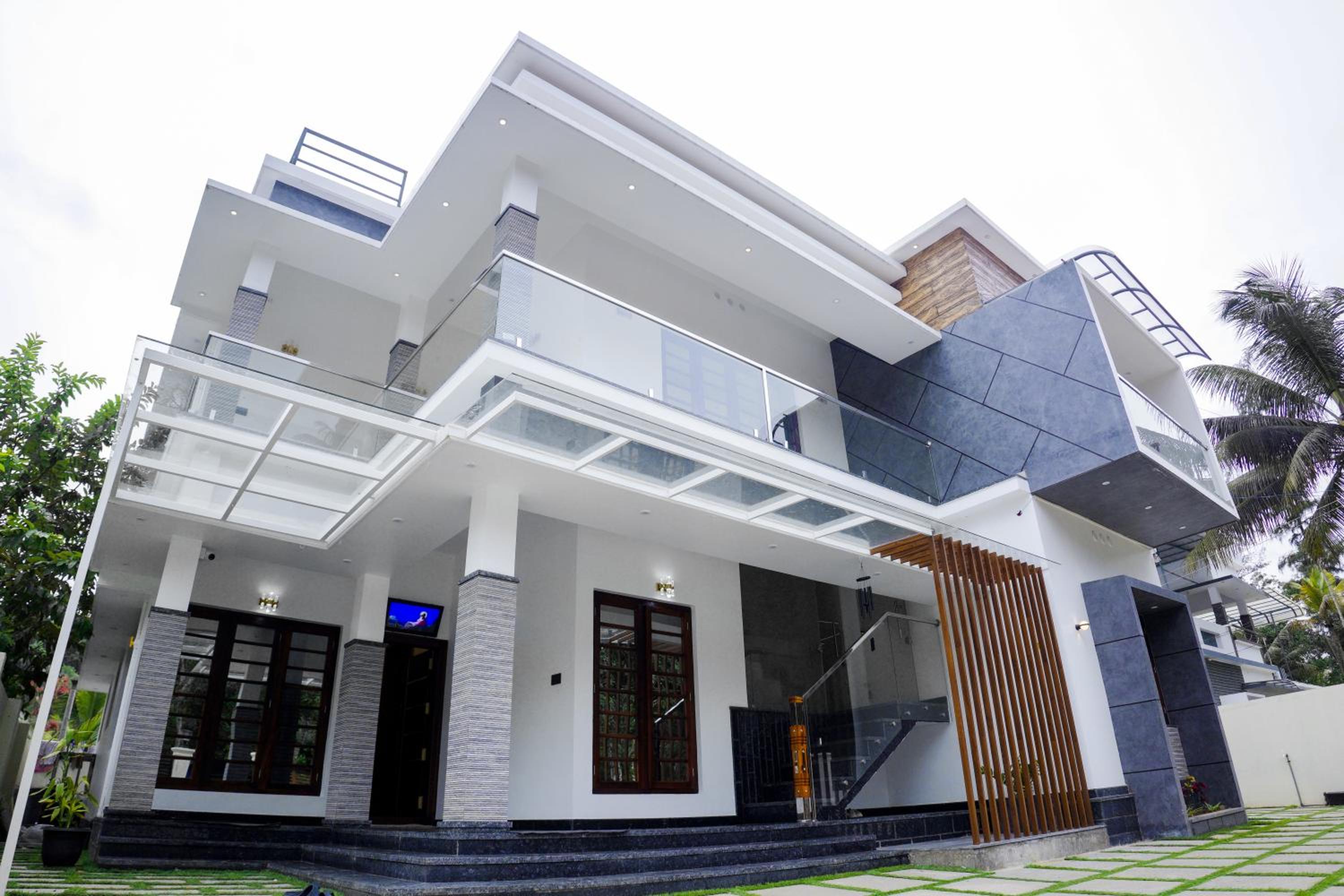 Villa photo 3