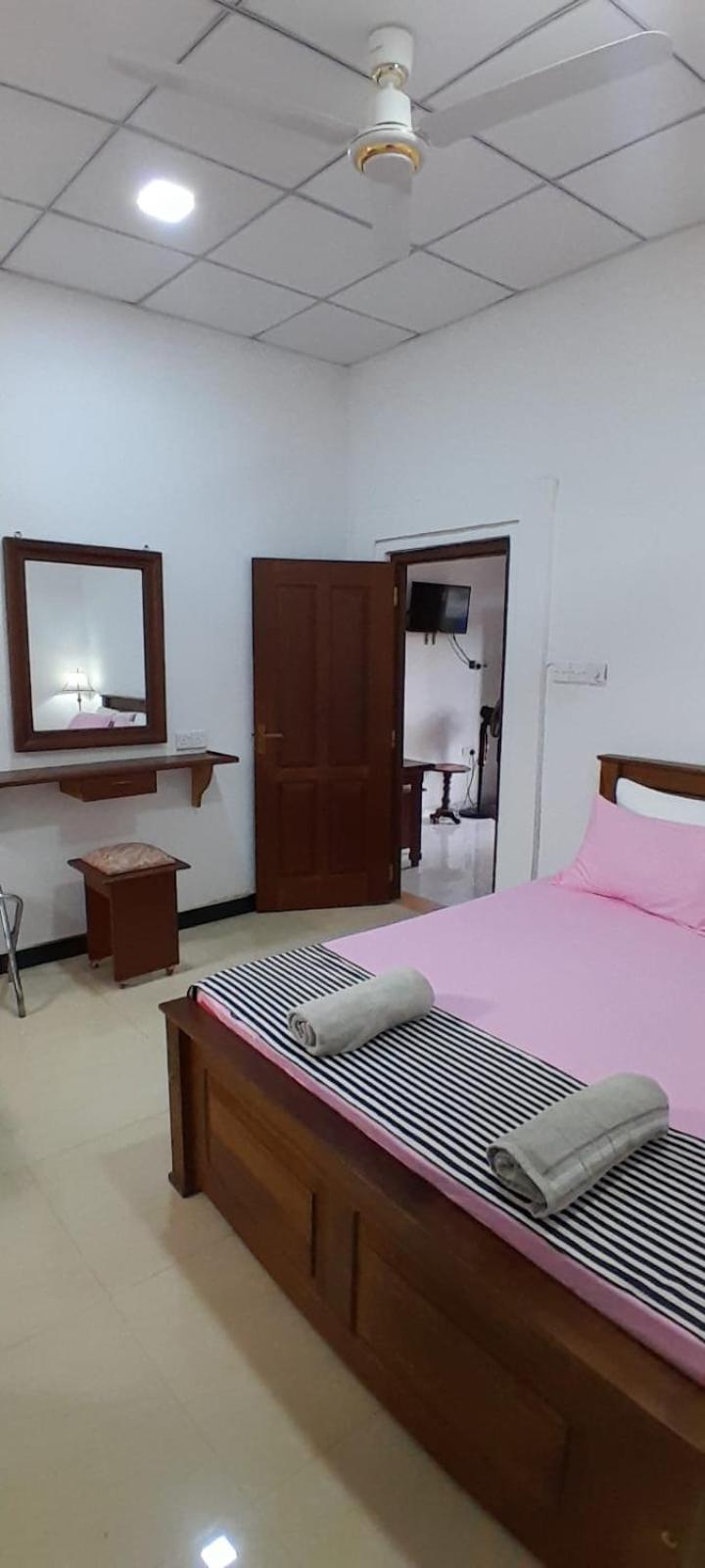 Standard Double Room With Fan photo 1