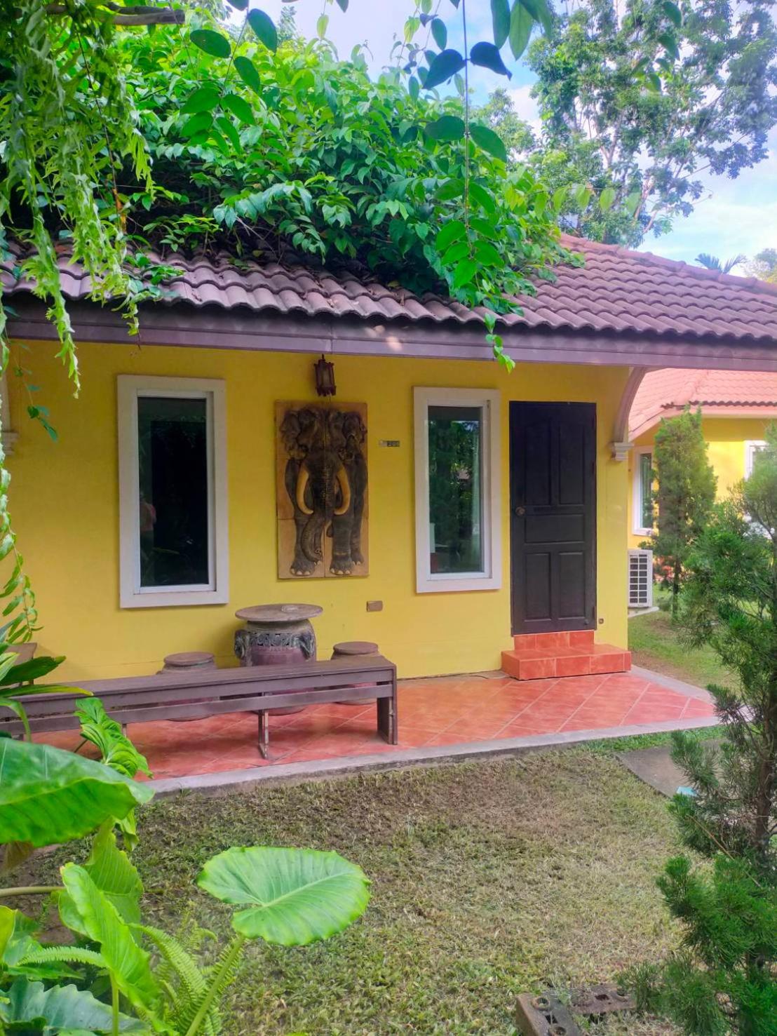 Villa photo 2