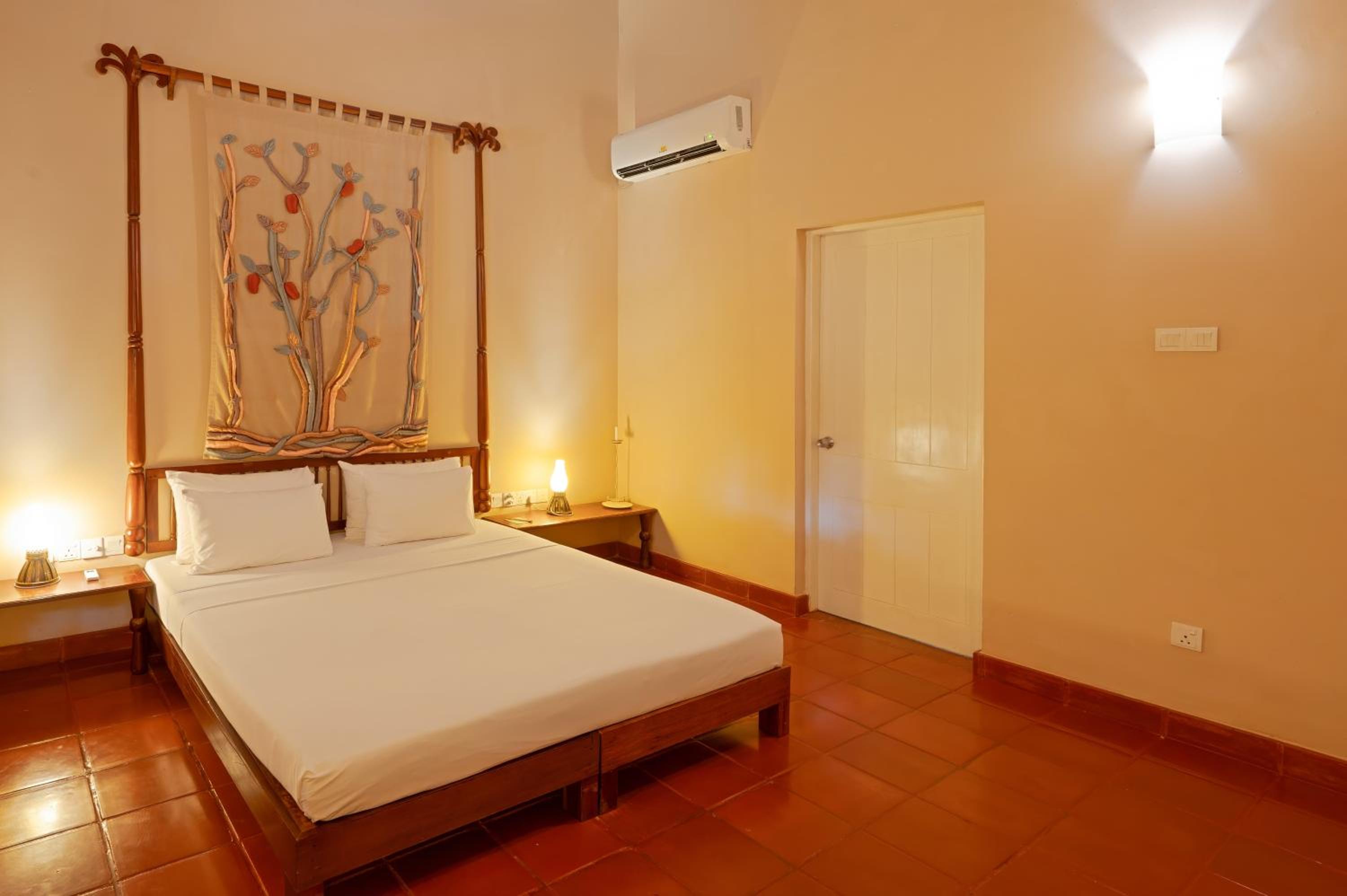 Junior Suite Triple with 10 minutes FREE Head Massage maximum for 1 person per room & 15% Discount on Beverages